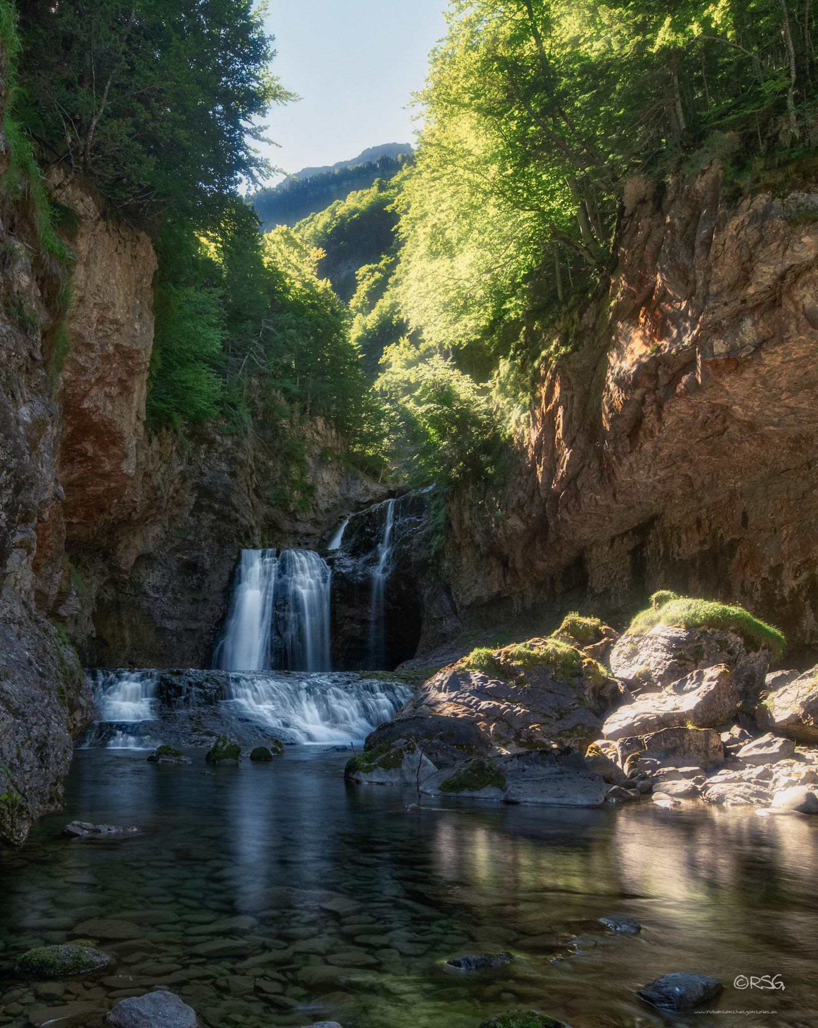 Cascada de la Cueva - P.N. Ordesa.
