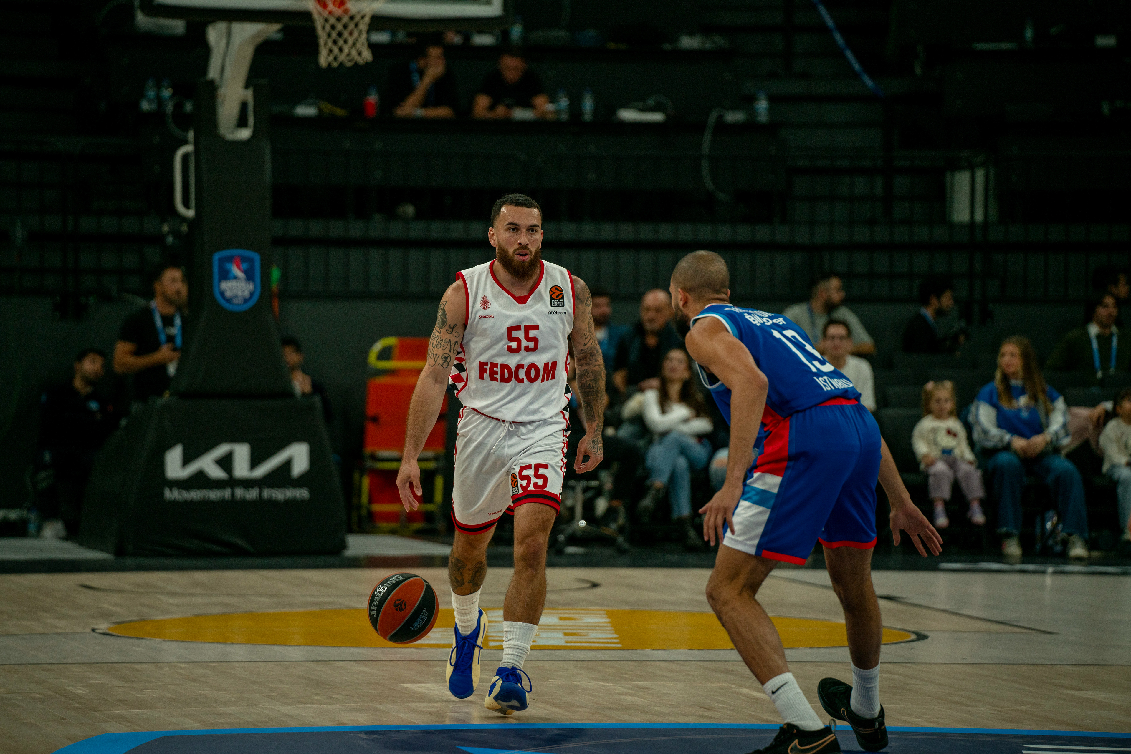 Darius Thompson (R) of Anadolu Efes in action against Mike James (L) of Monaco during the EuroLeague during the EuroLeague Basketball match between Anadolu Efes vs Monaco in Istanbul, Turkey on November 8 2024.