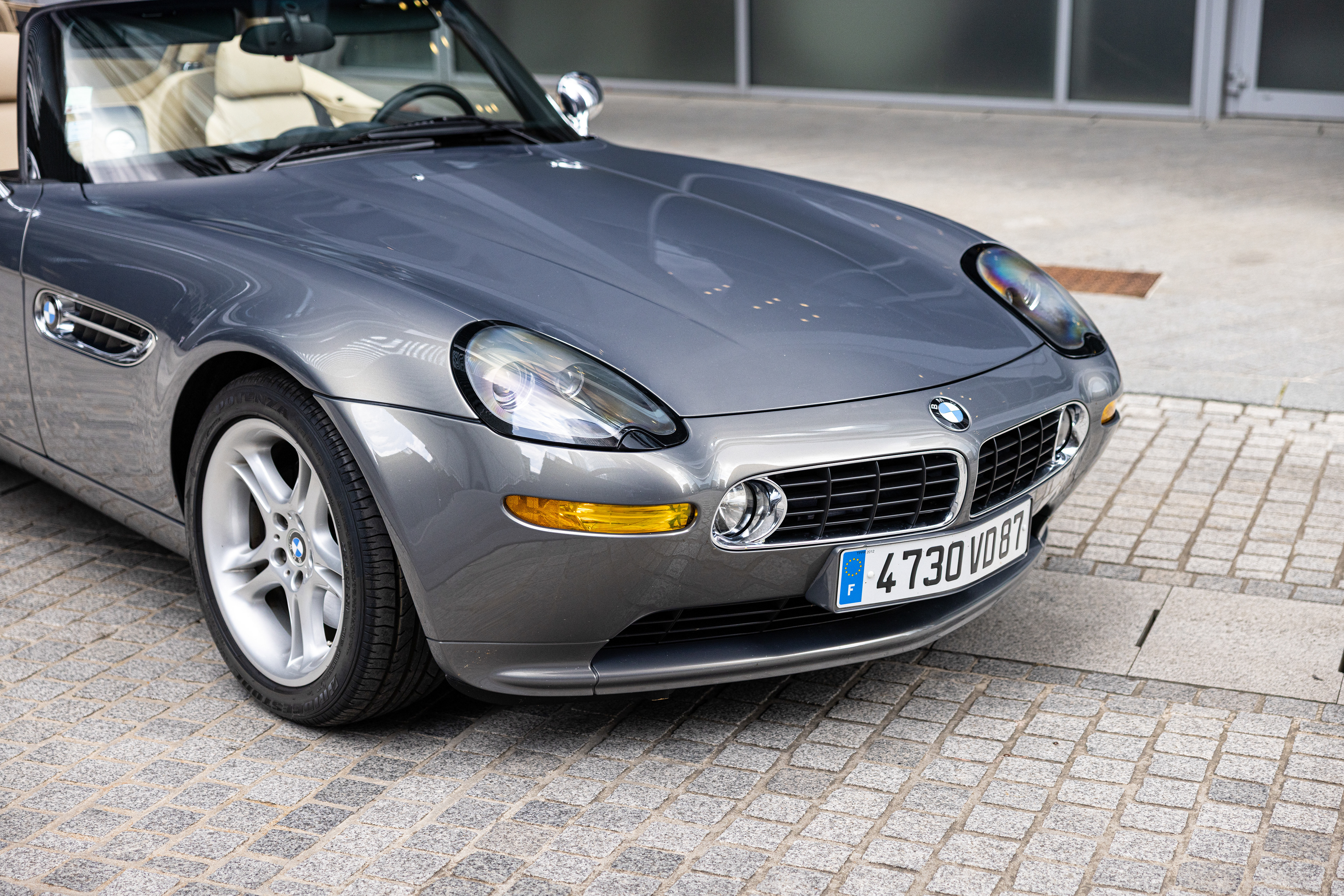 BMW Z8 - Shot for Aguttes on Wheels, 2025