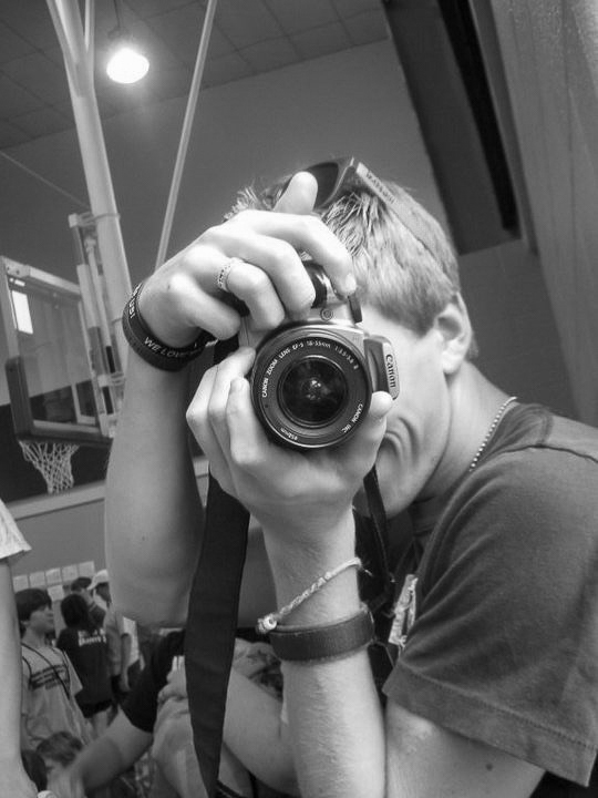 Always pointing, always shooting, Ca. 2012