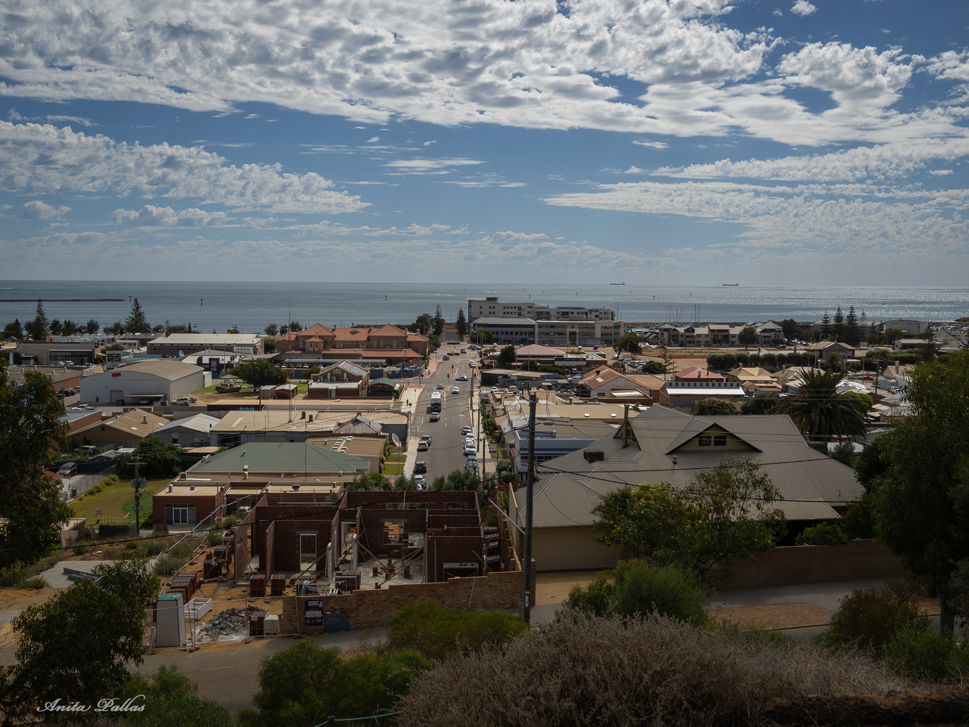 HMAS Sydney, Geraldton