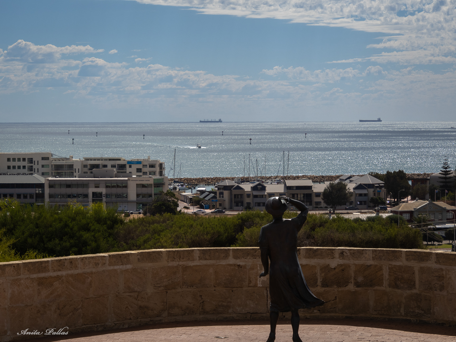 HMAS Sydney, Geraldton