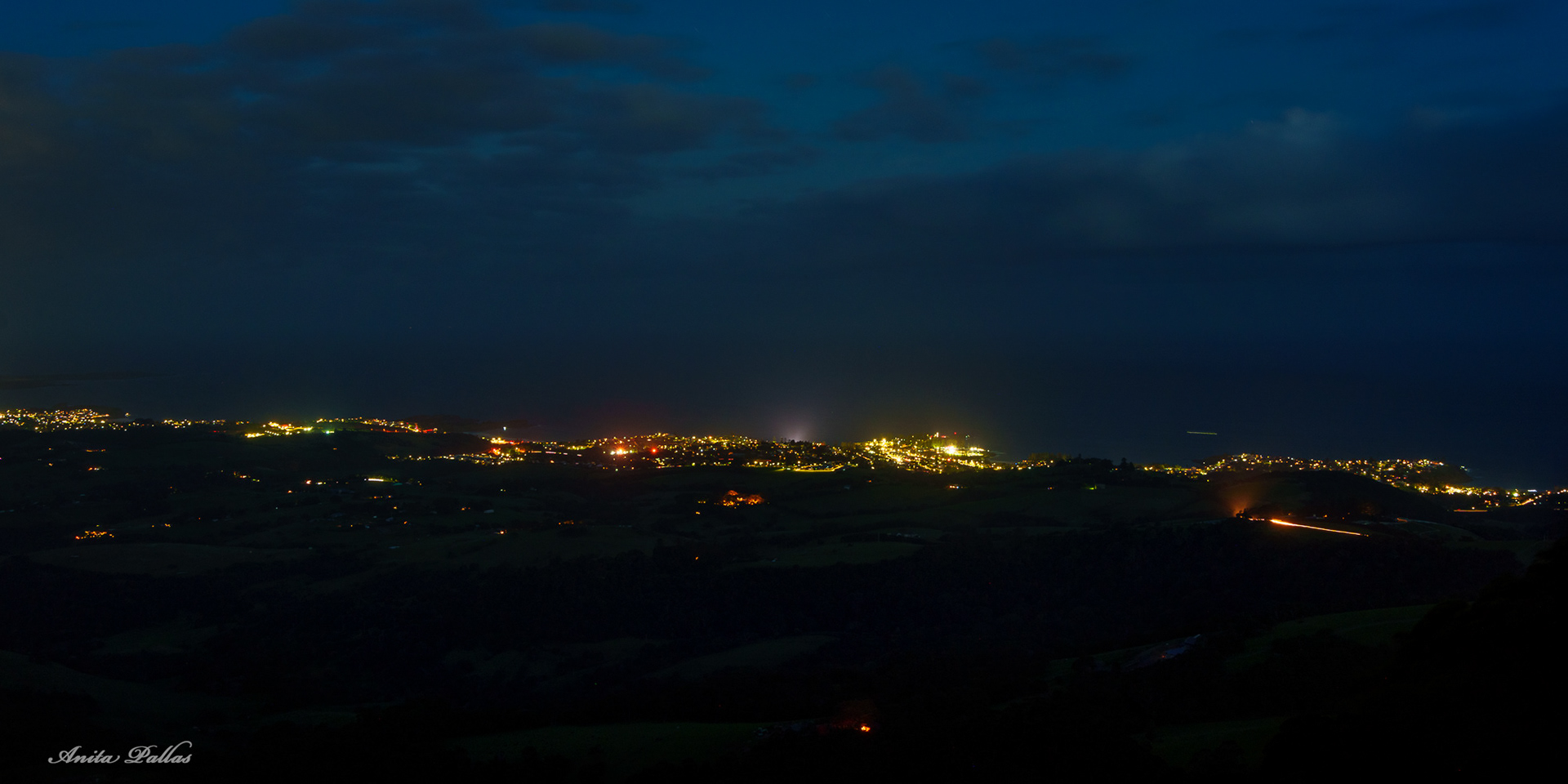 The vista of lights, Saddleback Mountain, NSW