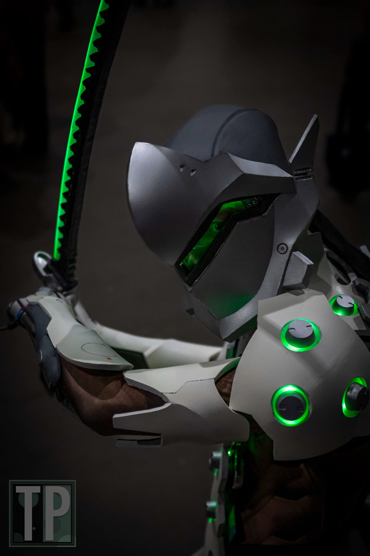 An cosplayer dressed as Genji at Heroes Dutch Comic Con - Winter 2024.