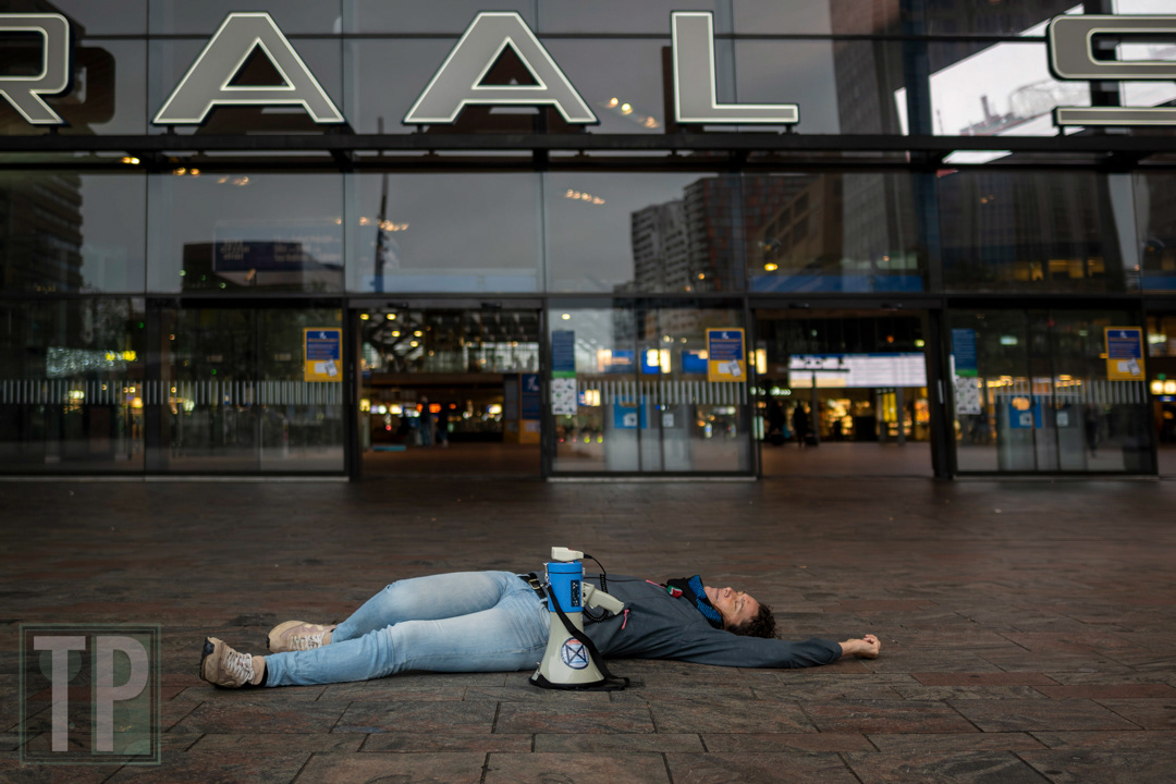 Salie - Extinction Rebellion Climate Activist Portrait Project - a project creating traditional portraits of climate activists, and portraits of how they present themselves during climate protests.