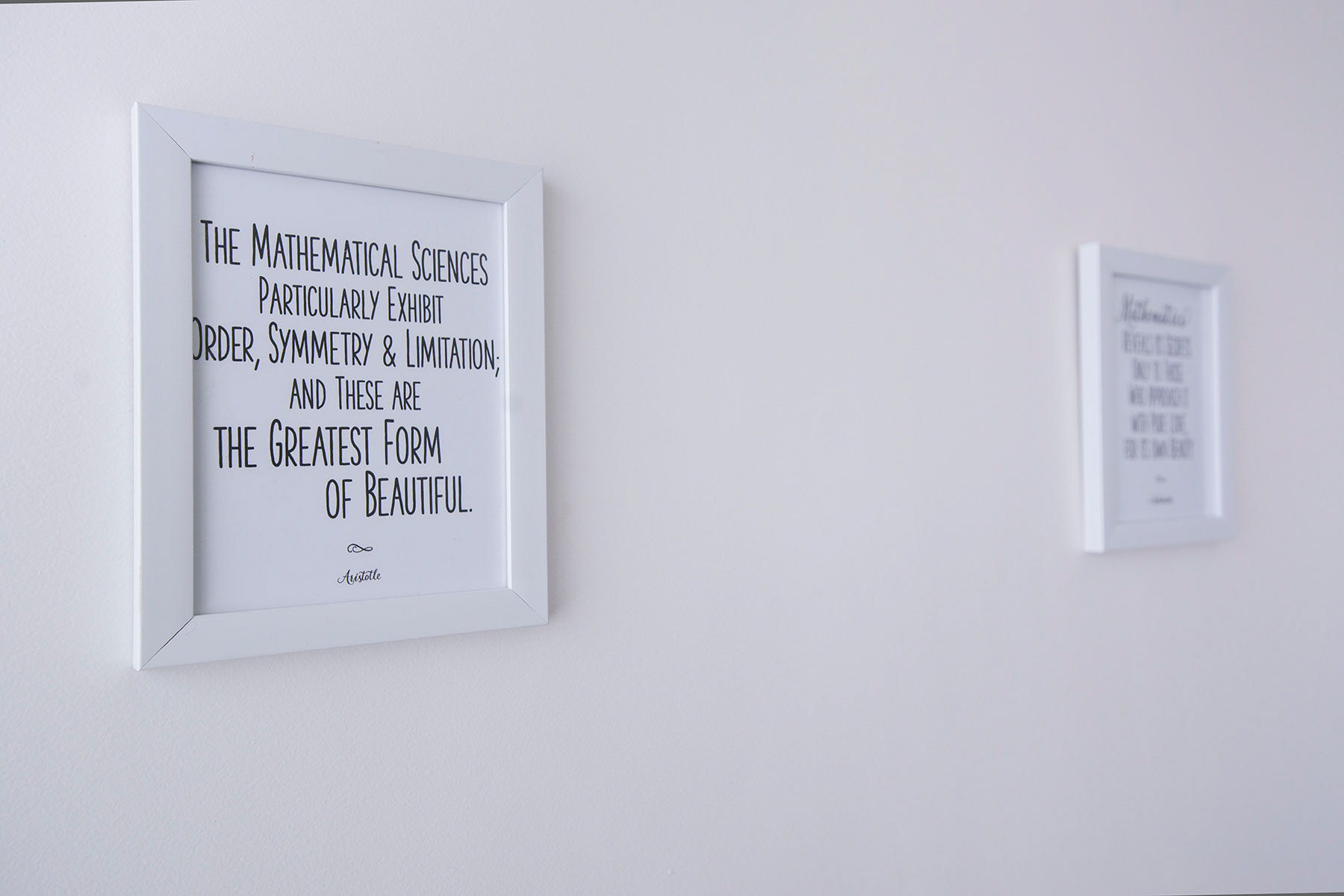 Classroom in Pune and its interior design details.