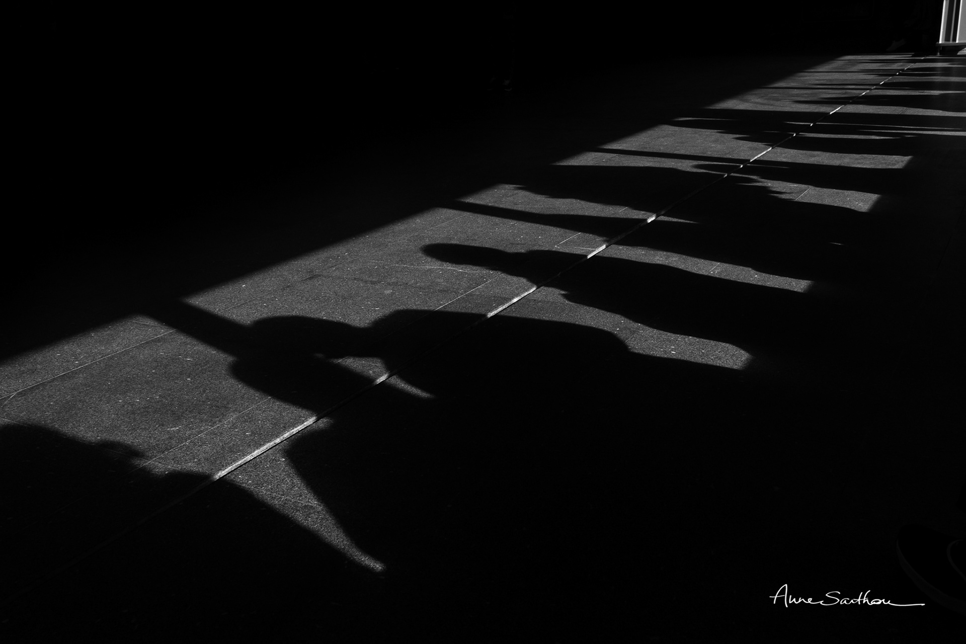 Les ombres impatientes