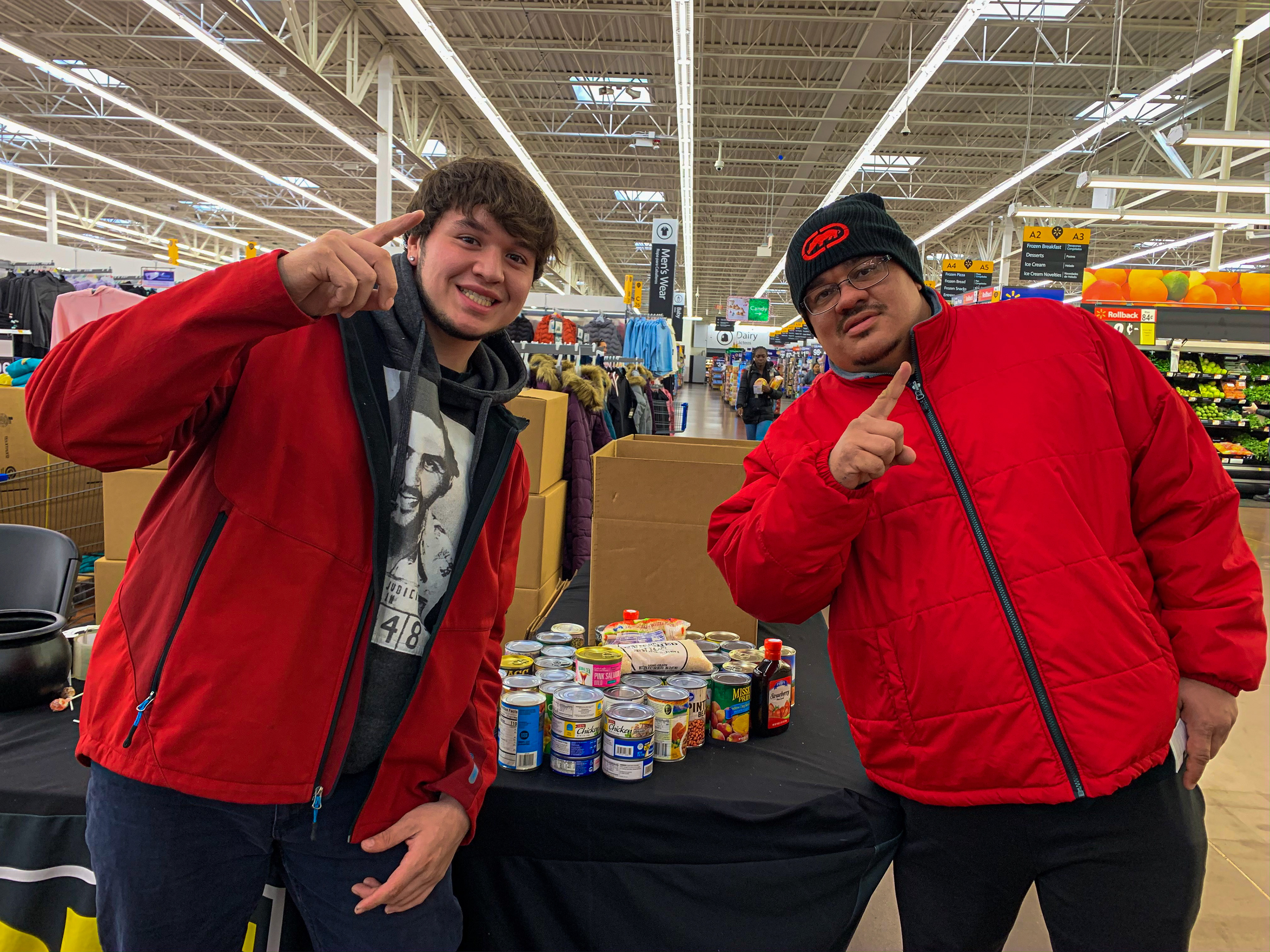 Ks107.5 Food Drive With Tony V