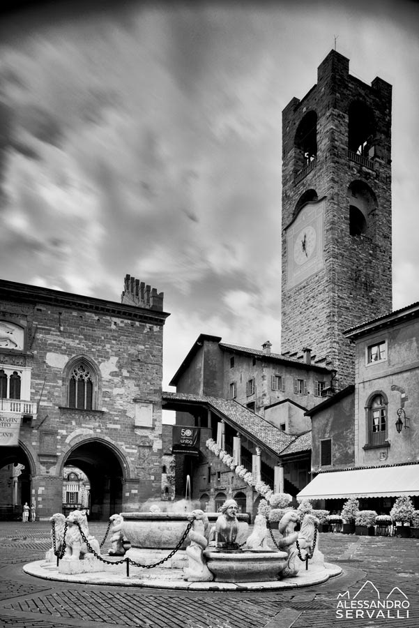 Piazza Vecchia (infrared)