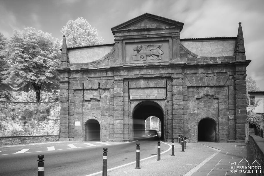 Porta Sant'Agostino (infrared)
