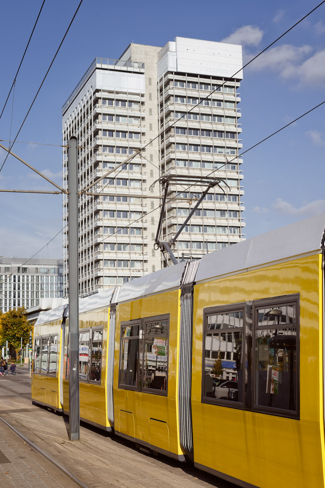 Berlin Yellow Cab