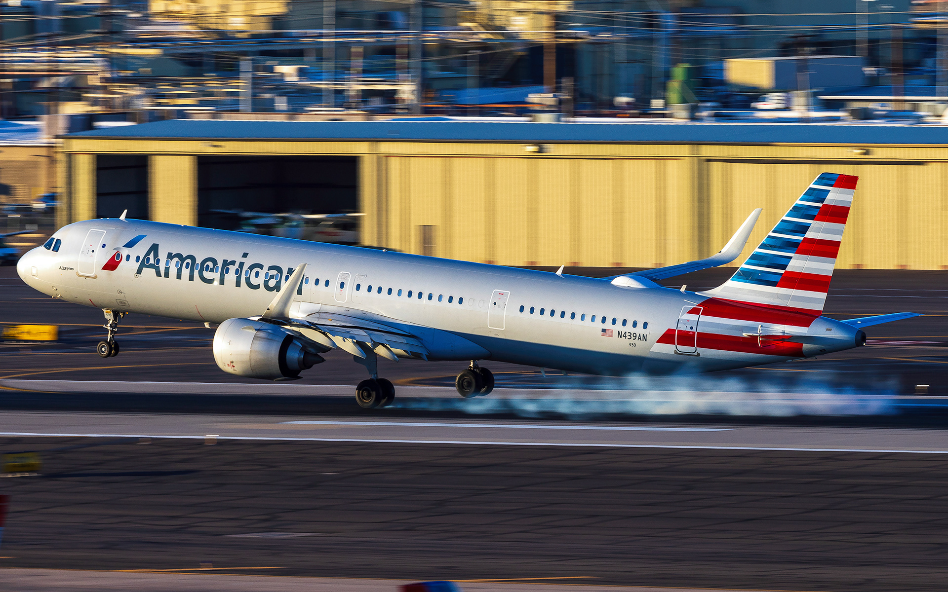 American Airbus A321neo in Phoenix, AZ