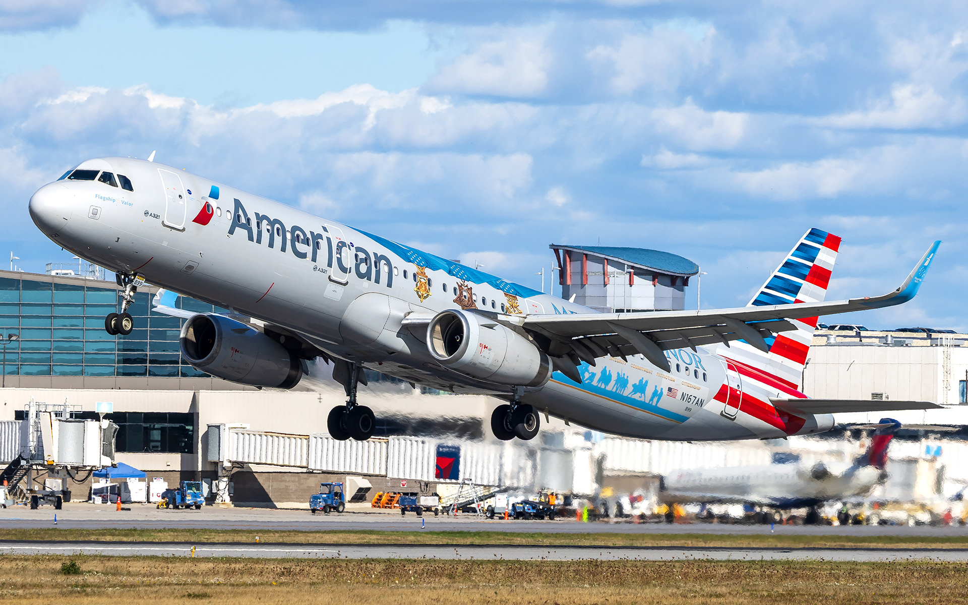American Airbus A321 in Portland, ME - Flagship Valor Livery