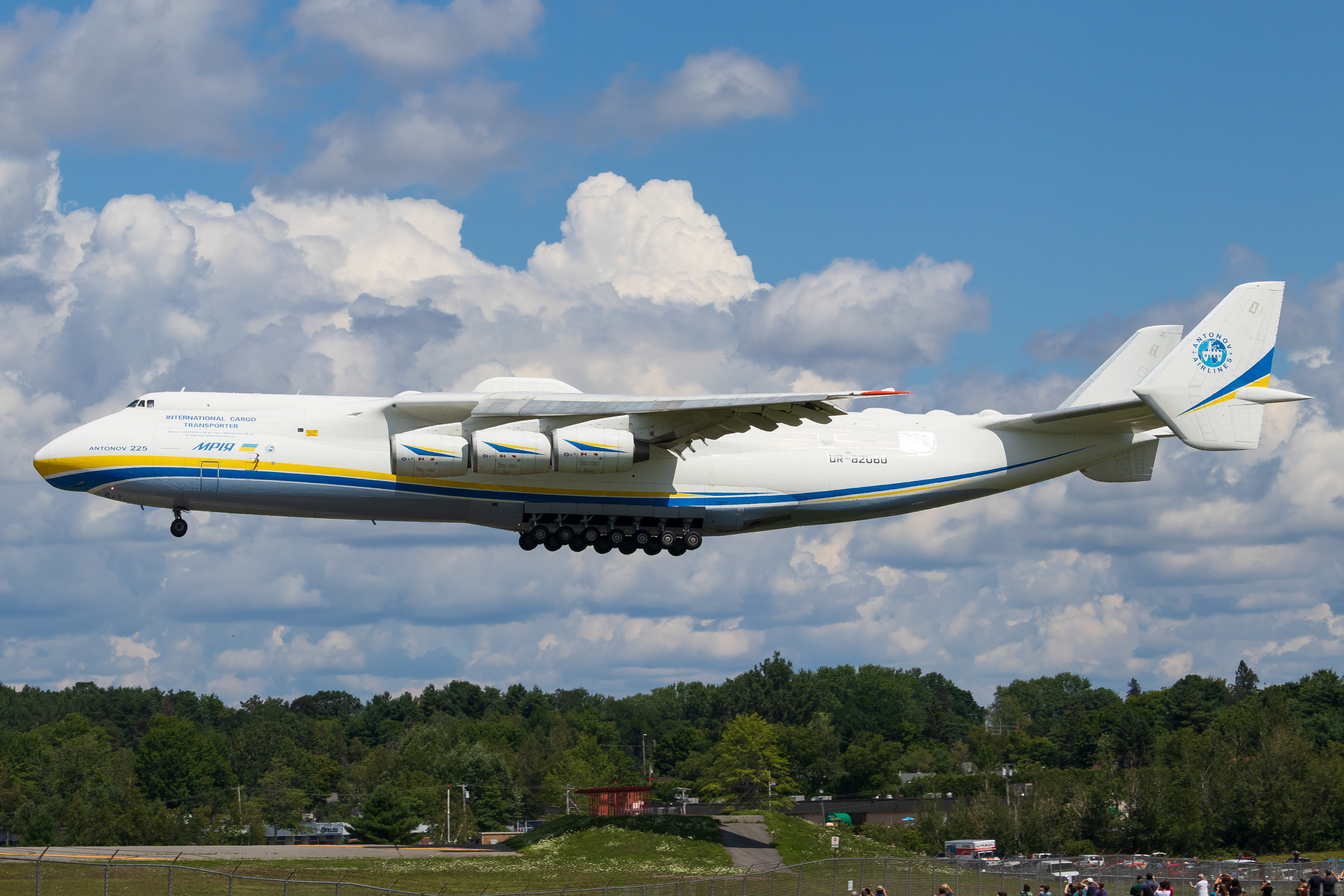 Antonov AN-225 in Bangor, ME