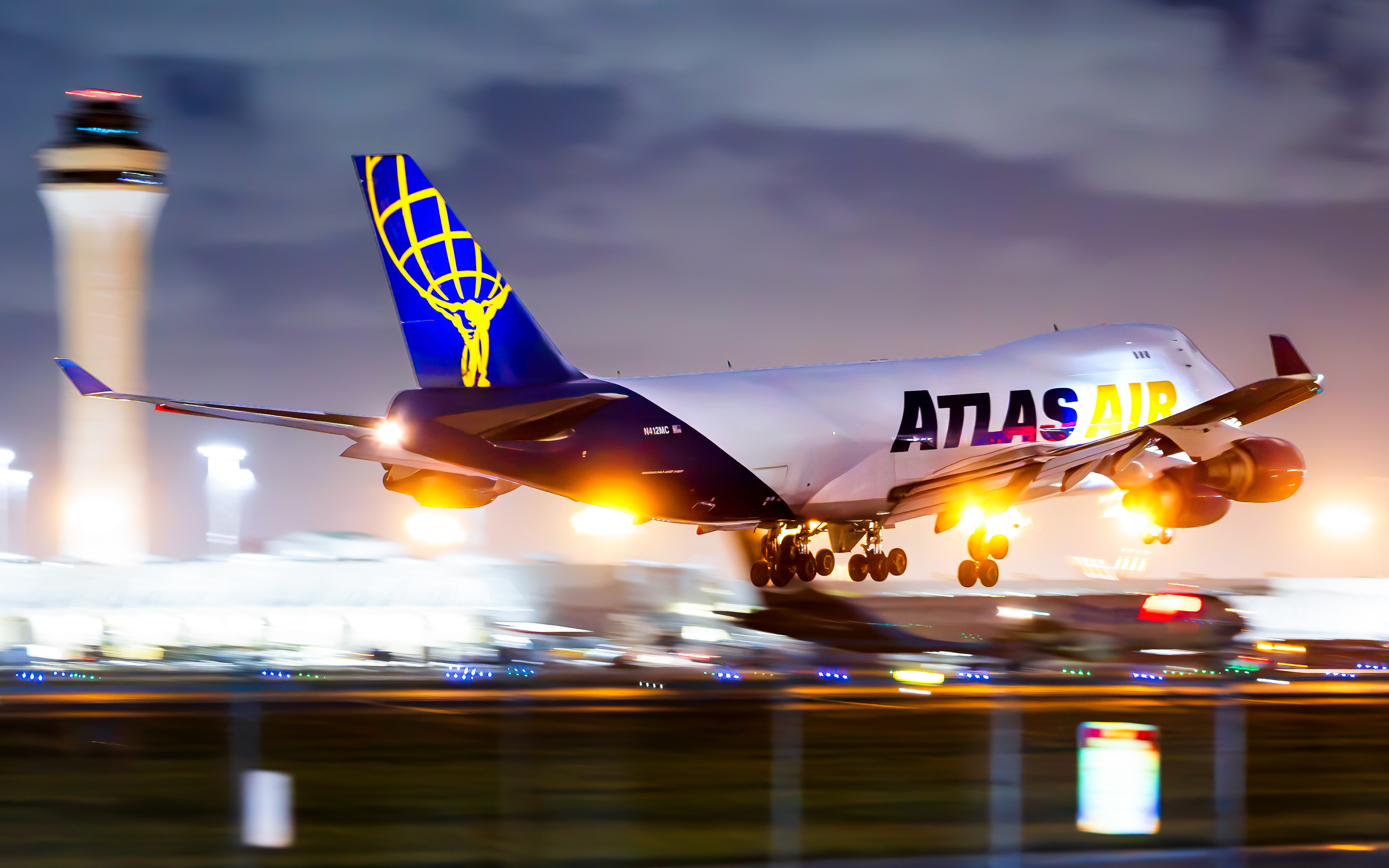 Atlas Air Boeing 747-400F in Miami, FL