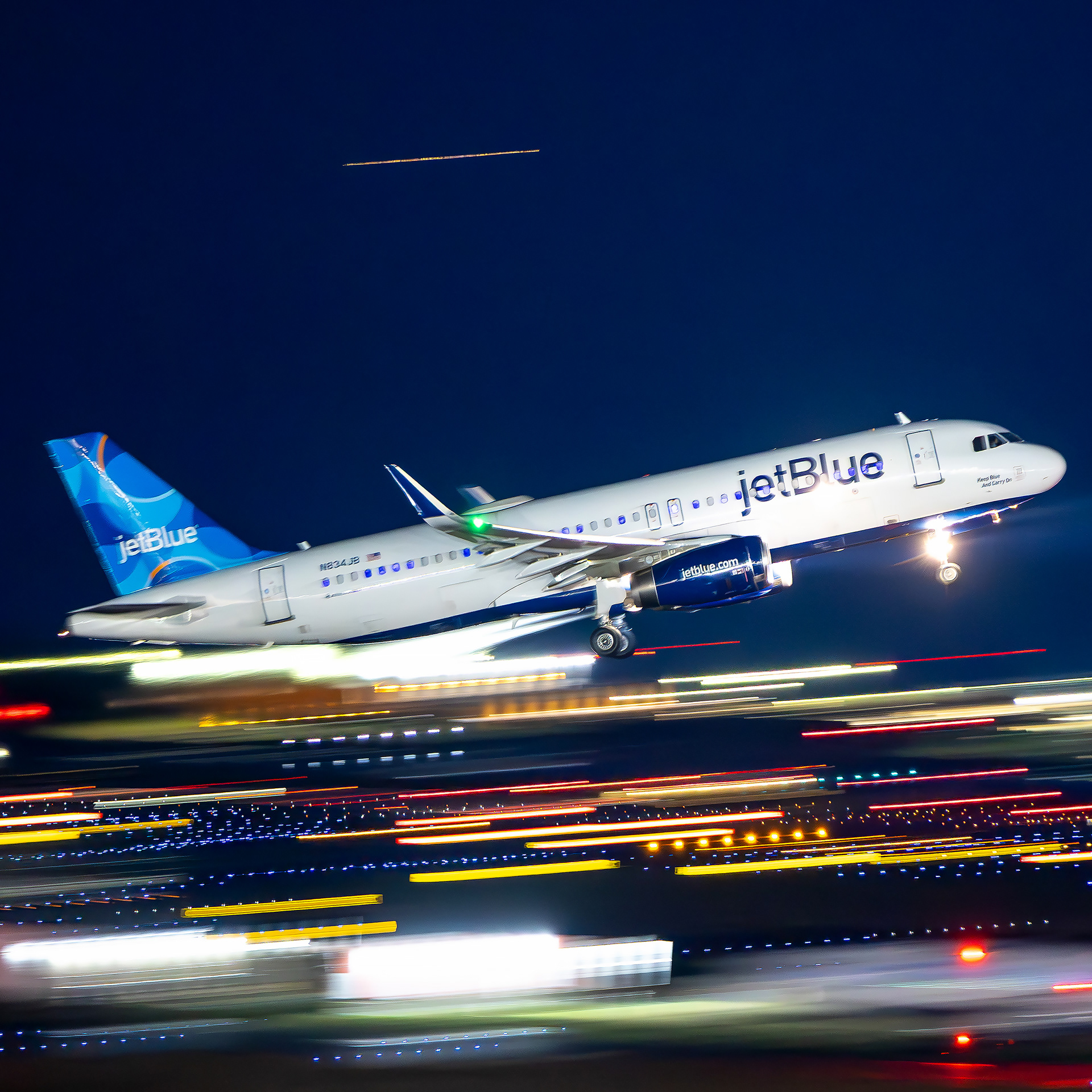 JetBlue Airbus A320 in Boston, MA