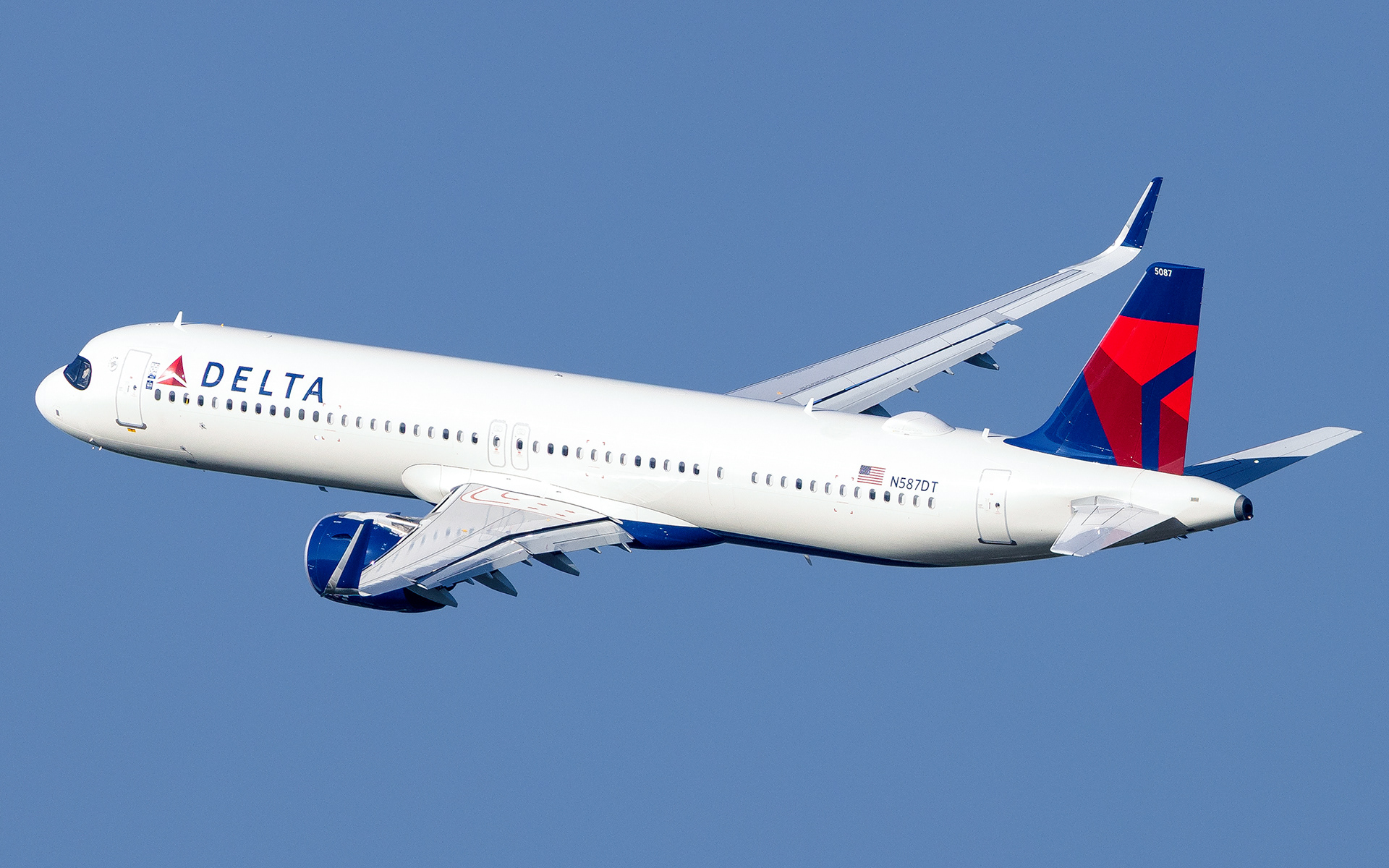 Delta Airbus A321neo in Charlotte, NC