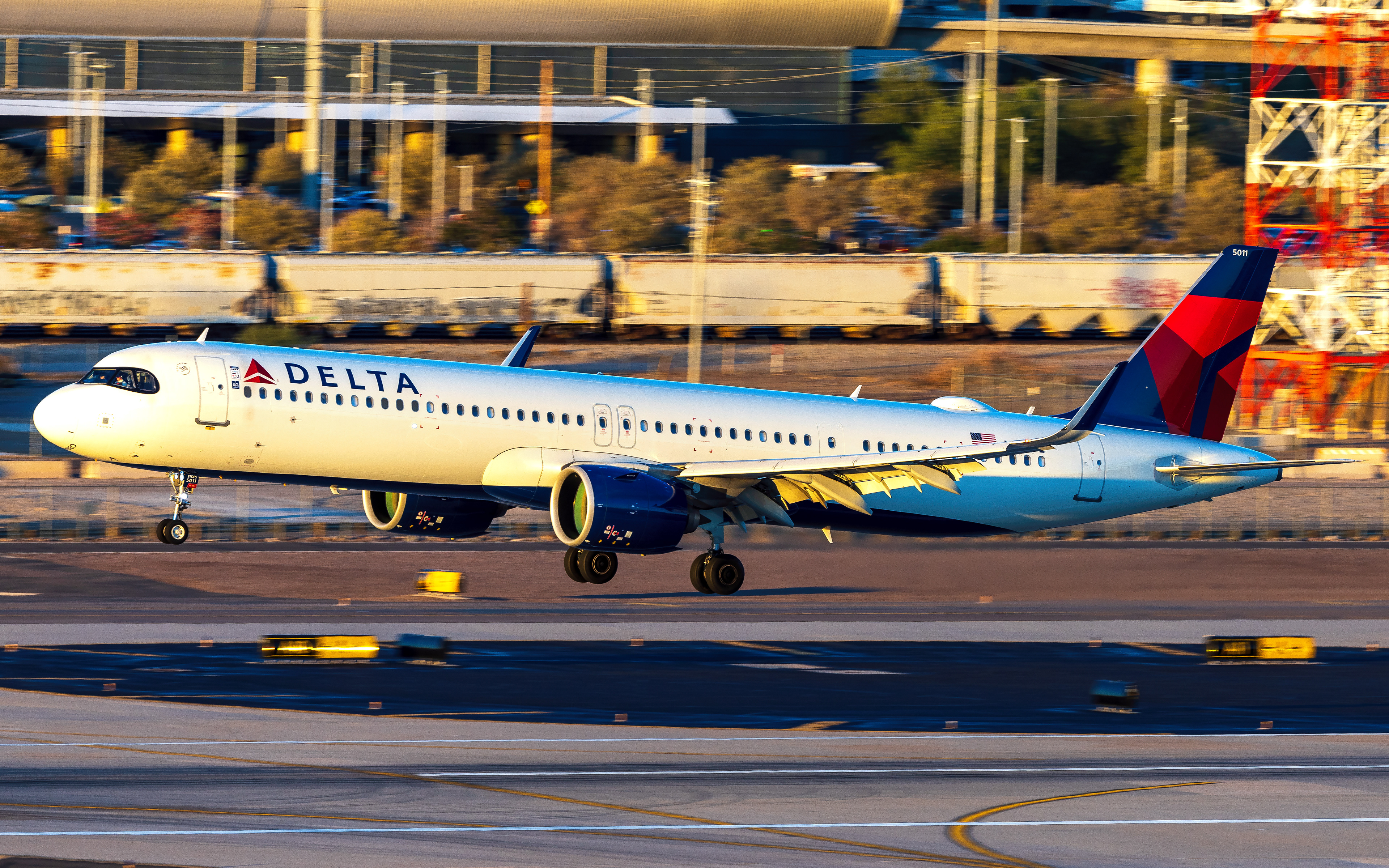 Delta Airbus A321neo in Phoenix, AZ