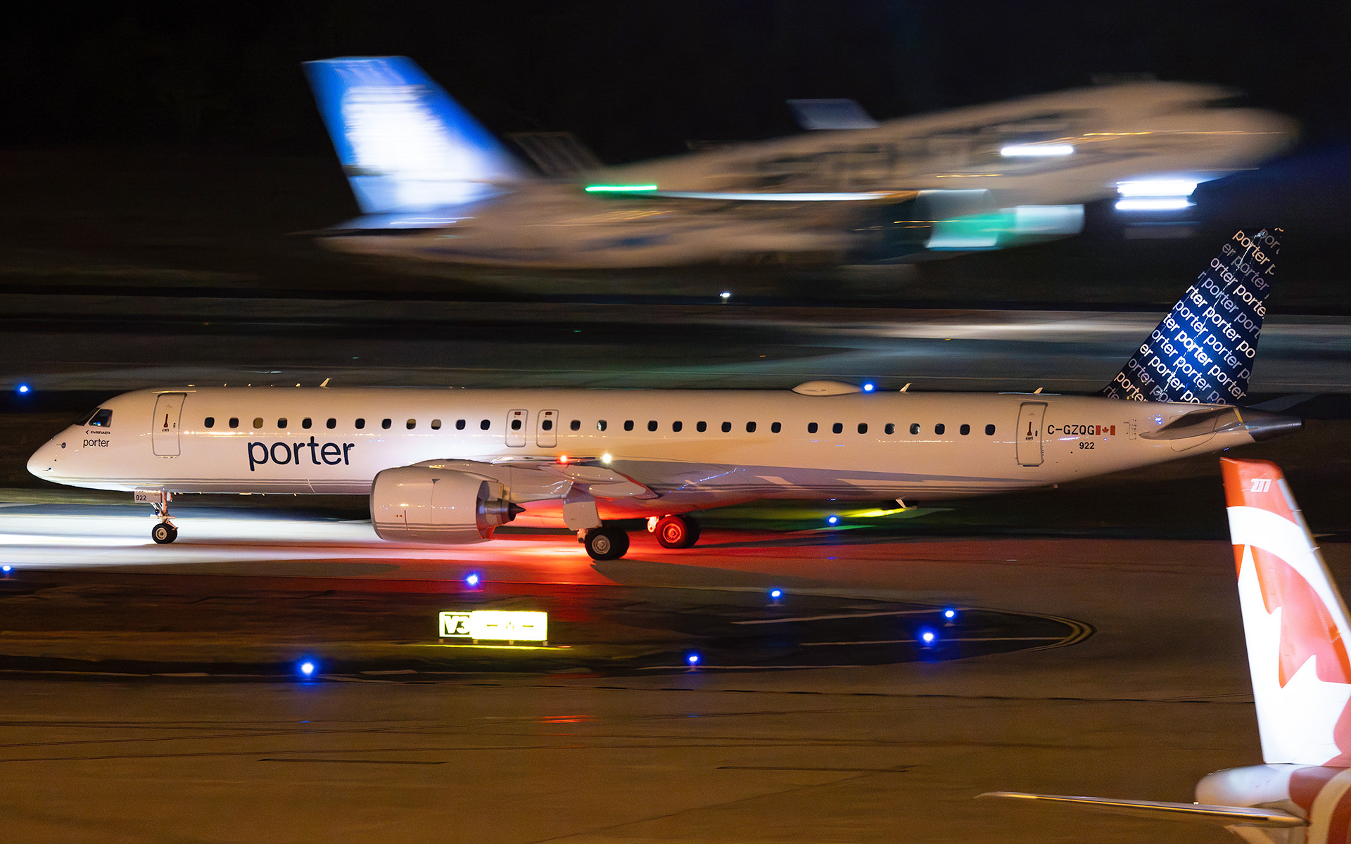 Porter Embraer E-195E2 in Tampa, FL