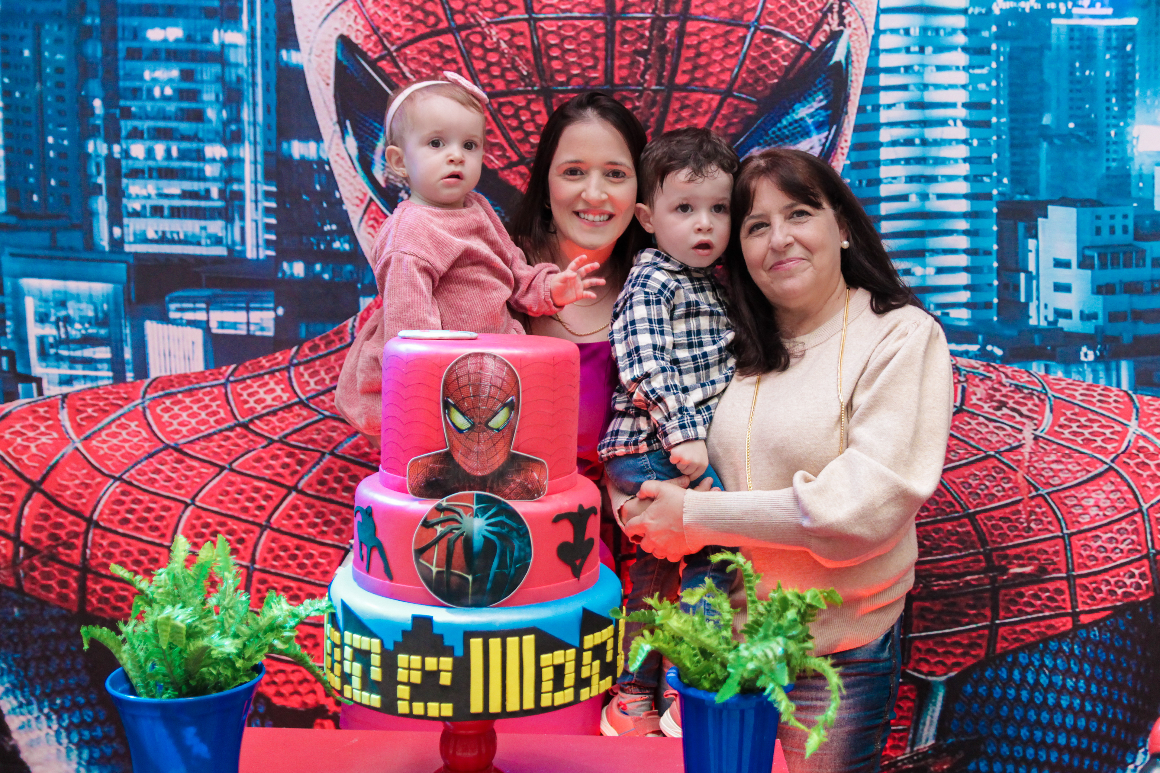 Família reunida na festa do Miguel SP.