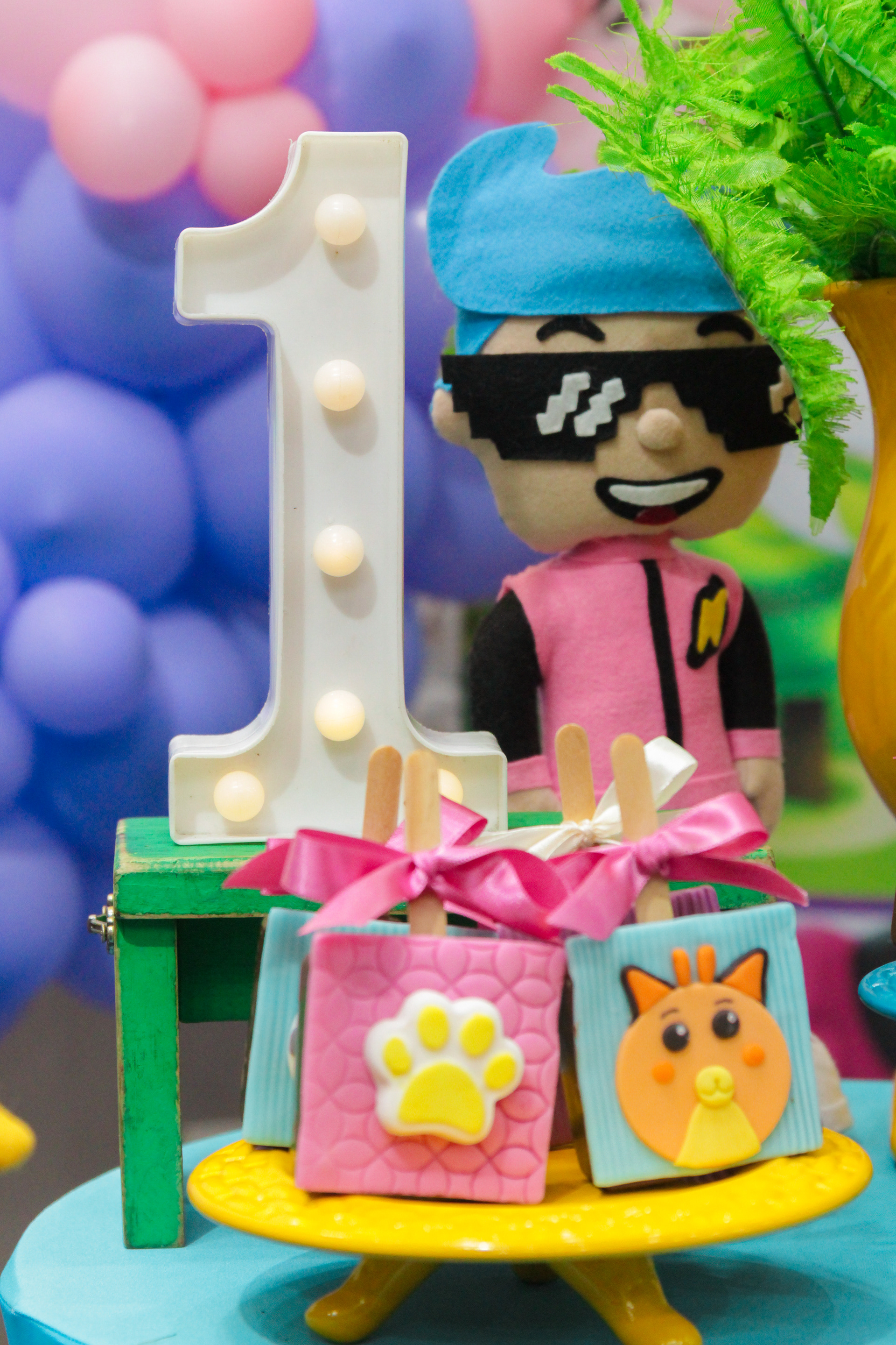 Detalhe da decoração infantil, irmãos SP.