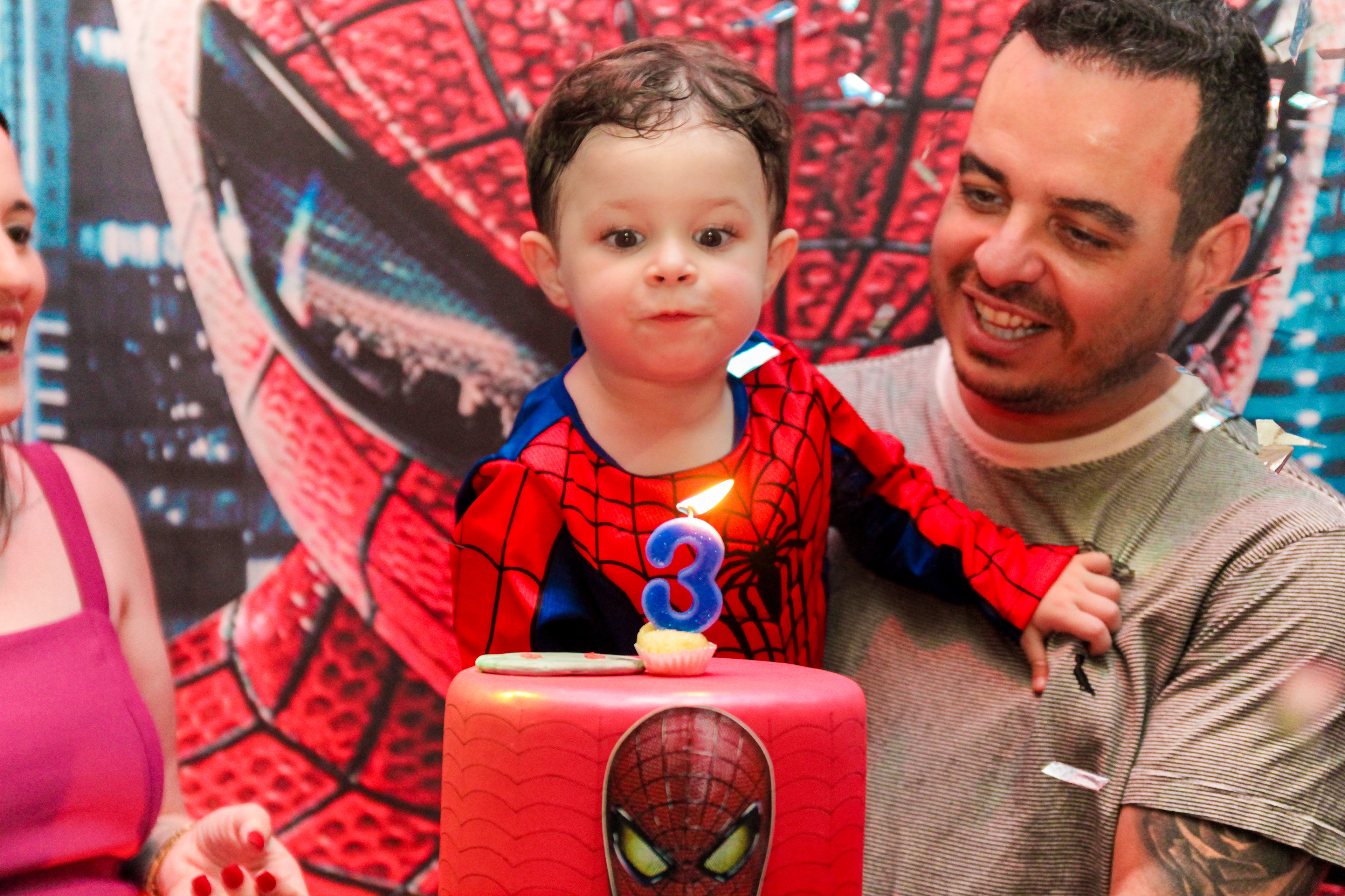 Foto assoprando vela, Miguel 3 anos, São Paulo.