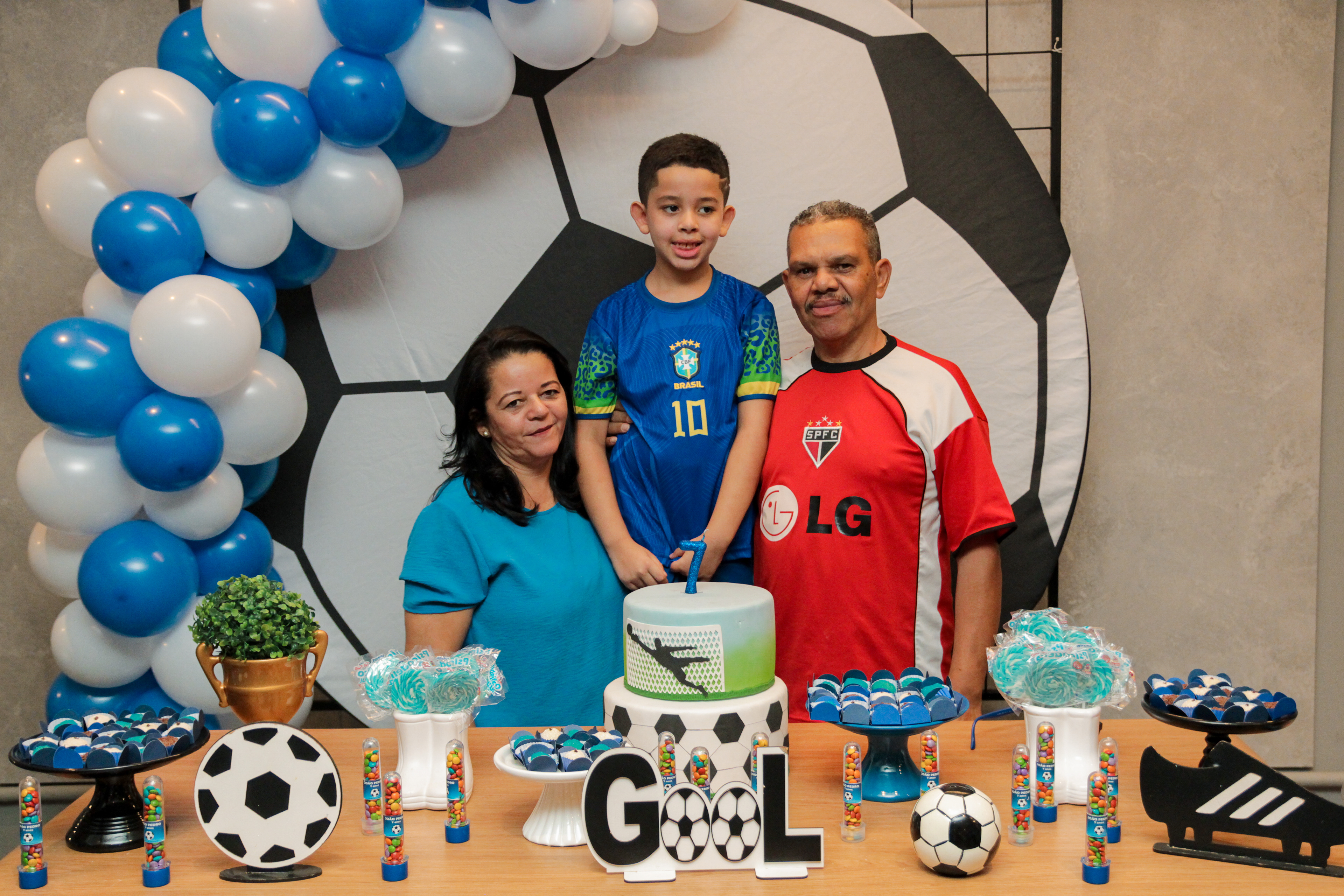 Família reunida no aniversário infantil SP.