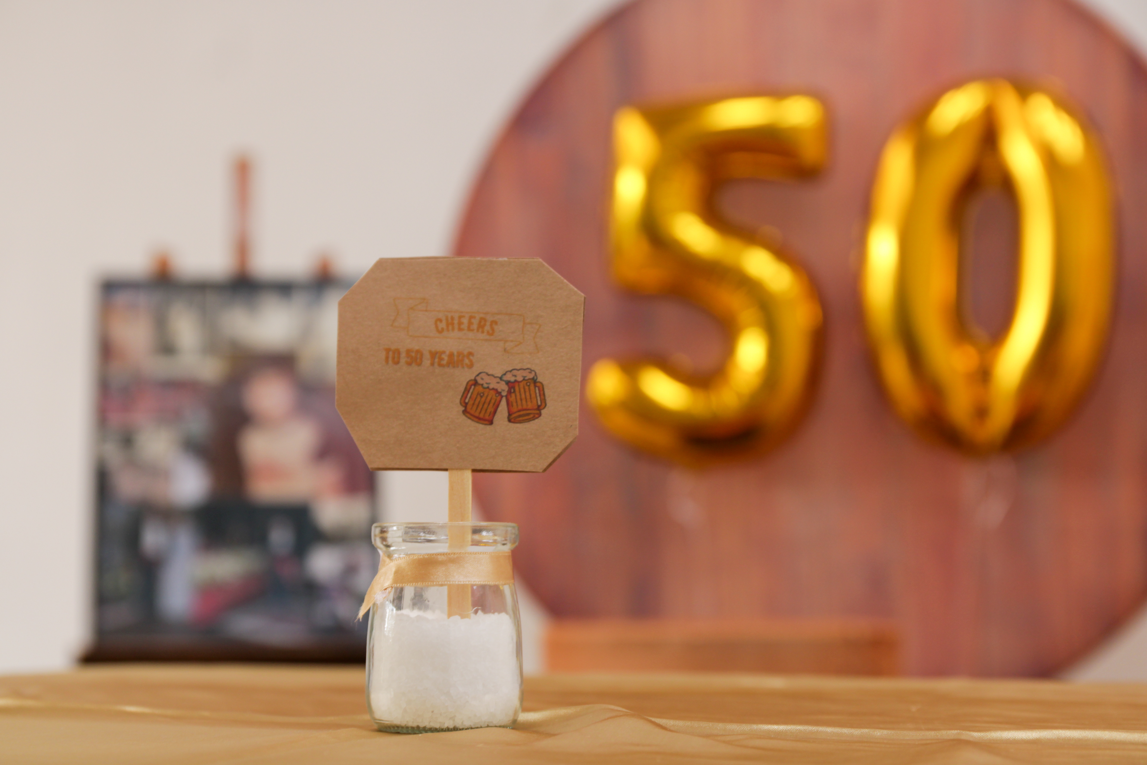 Decoração da festa de 50 anos.