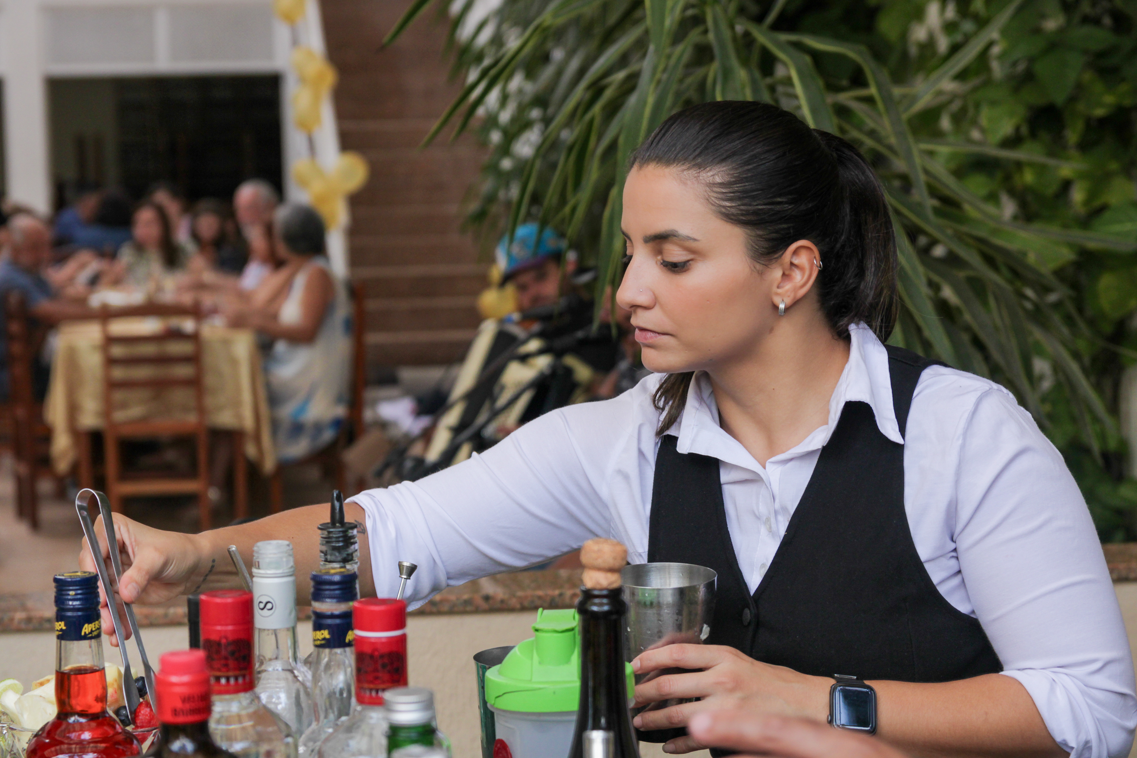 Foto natural da barmen SP.