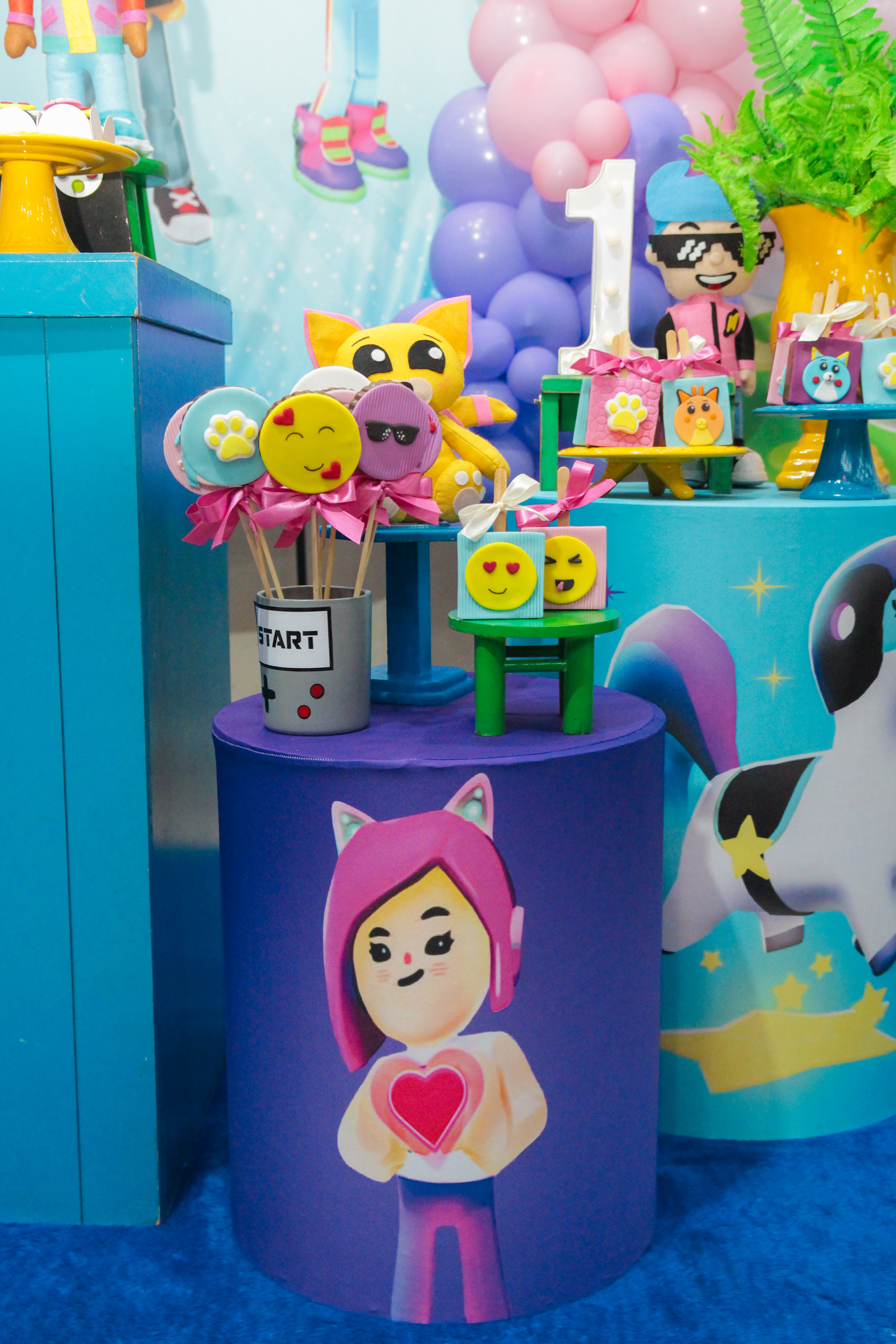 Decoração temática colorida, SP.