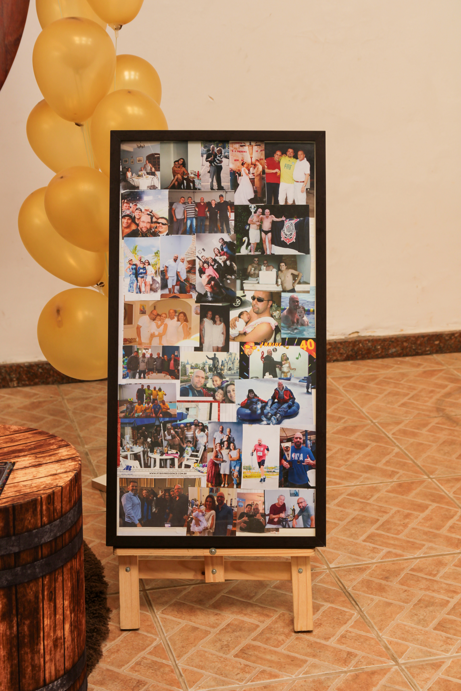 Decoração dourada aniversário 50 anos SP.