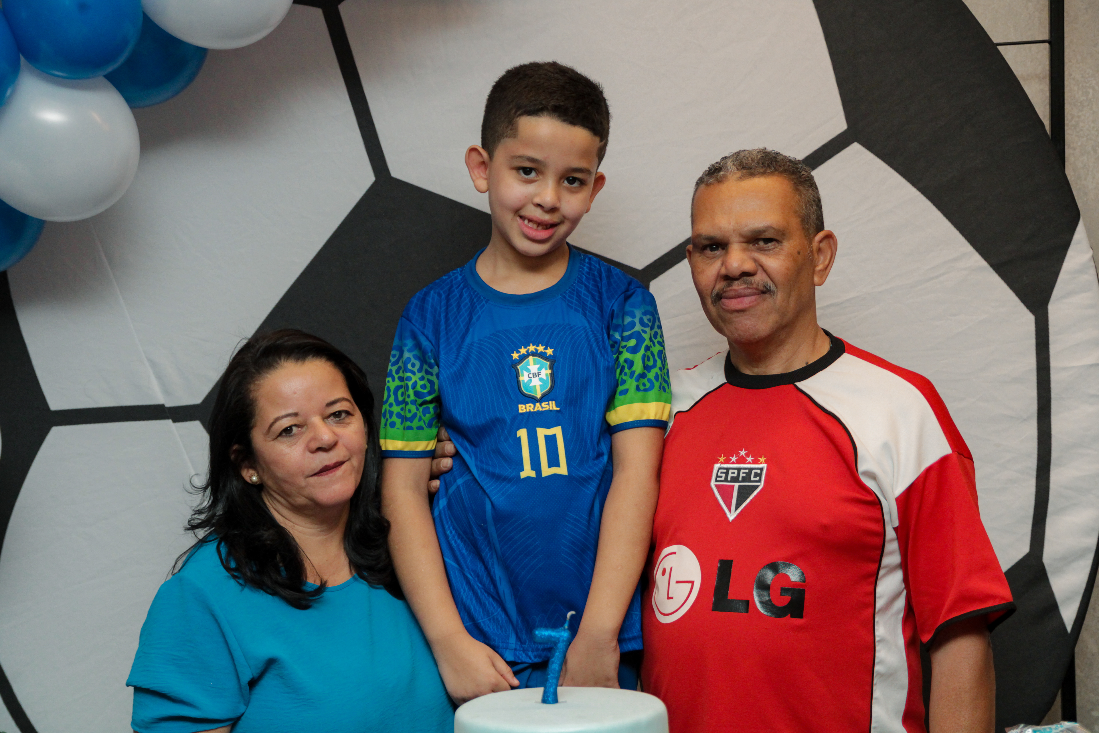 Família reunida no aniversário infantil SP.