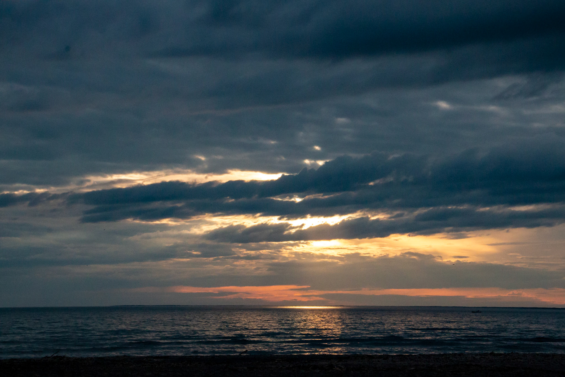 Moody sunset at Woodlawn Beach, Hamburg NY.