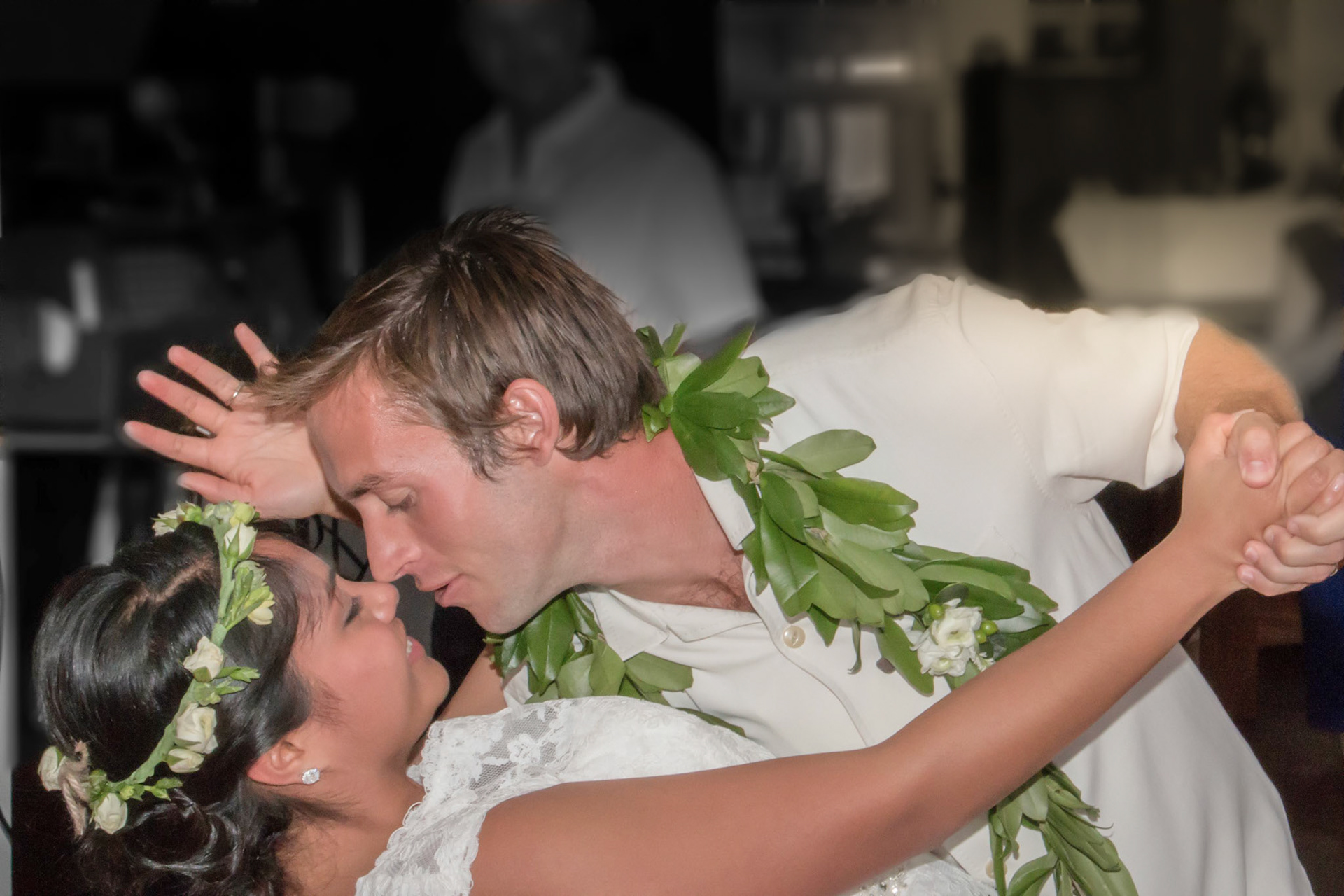 Wedding reception Hawaii, couple, restaurant in Kona.