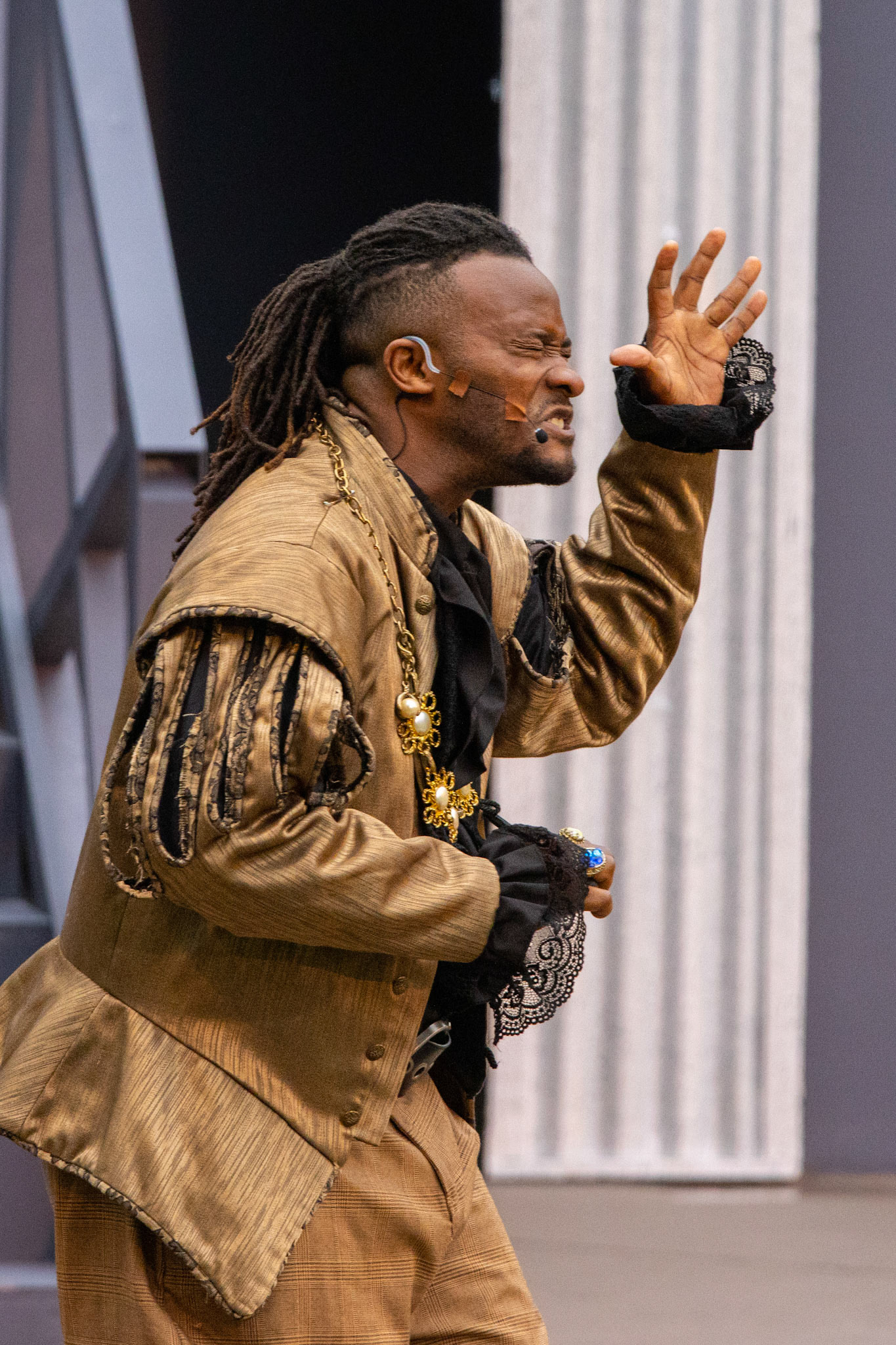 Very rainy Shakespeare in Delaware Park, Buffalo NY.