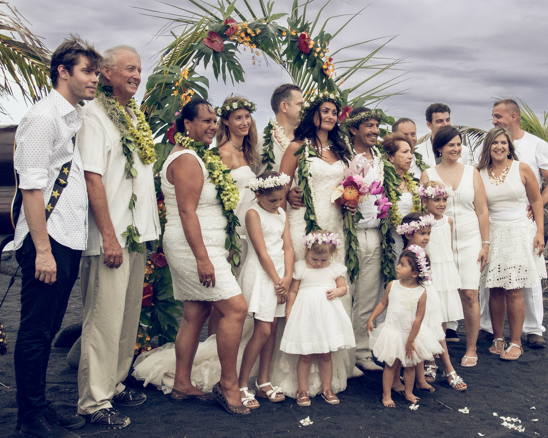 Wedding ceremony, Hawaii, black sand beach, party.