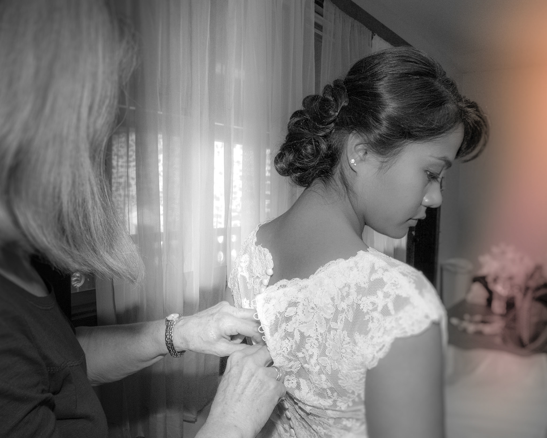 Before wedding Hawaii, bride and mother.