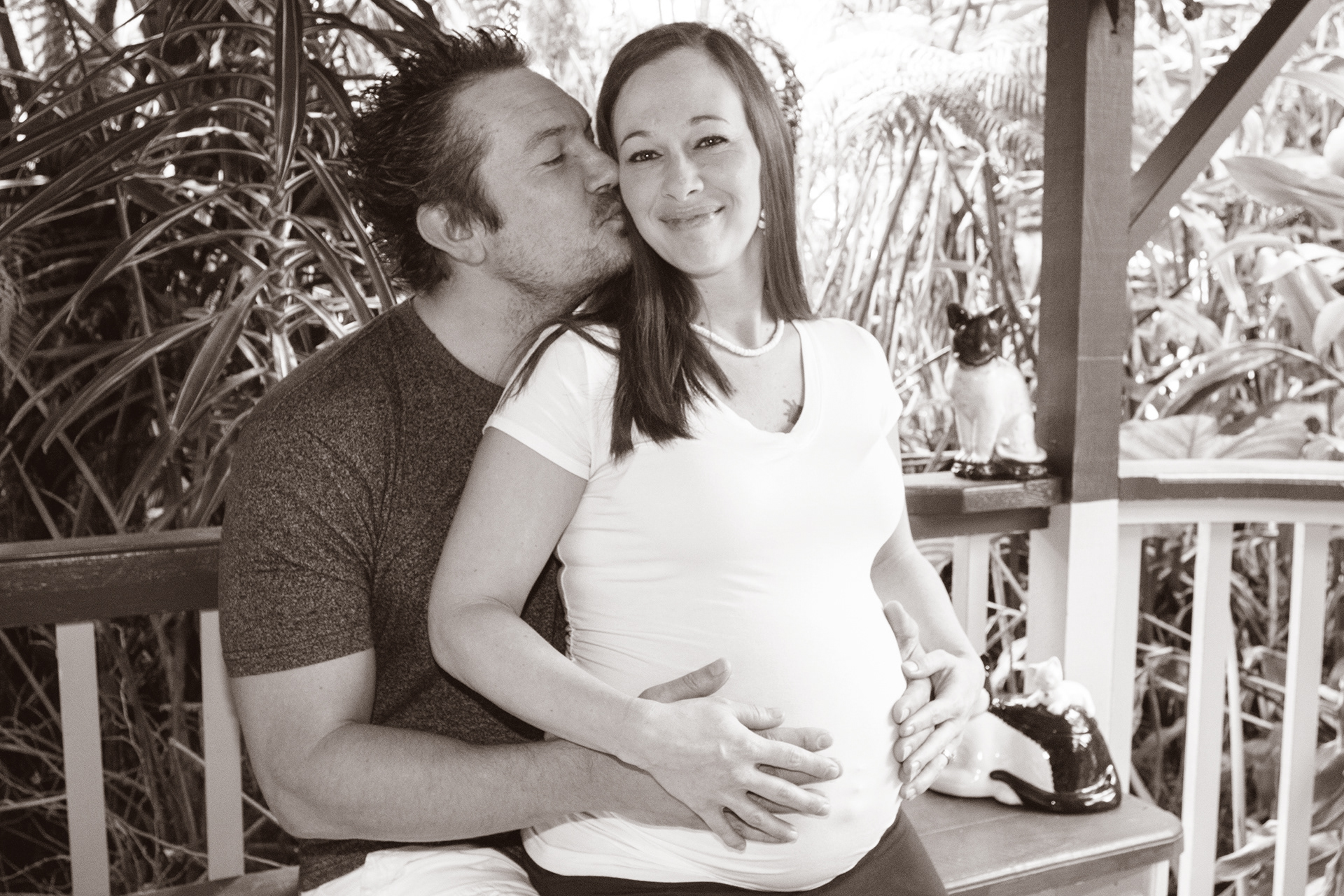 Maternity photo session, Volcano HI.