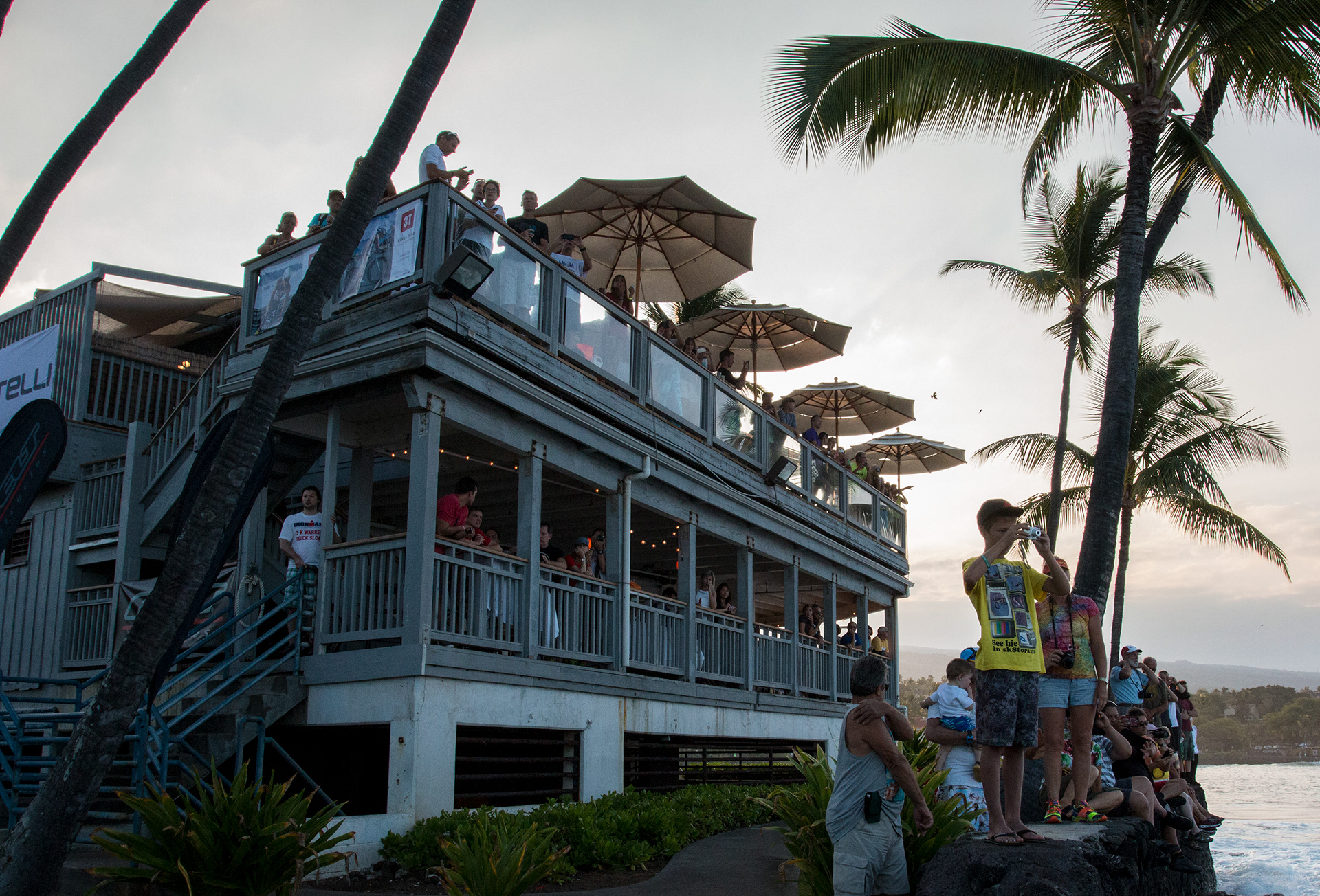 Full day coverage of Iron Man World Championships in Kona, HI for Daylight Mind.
