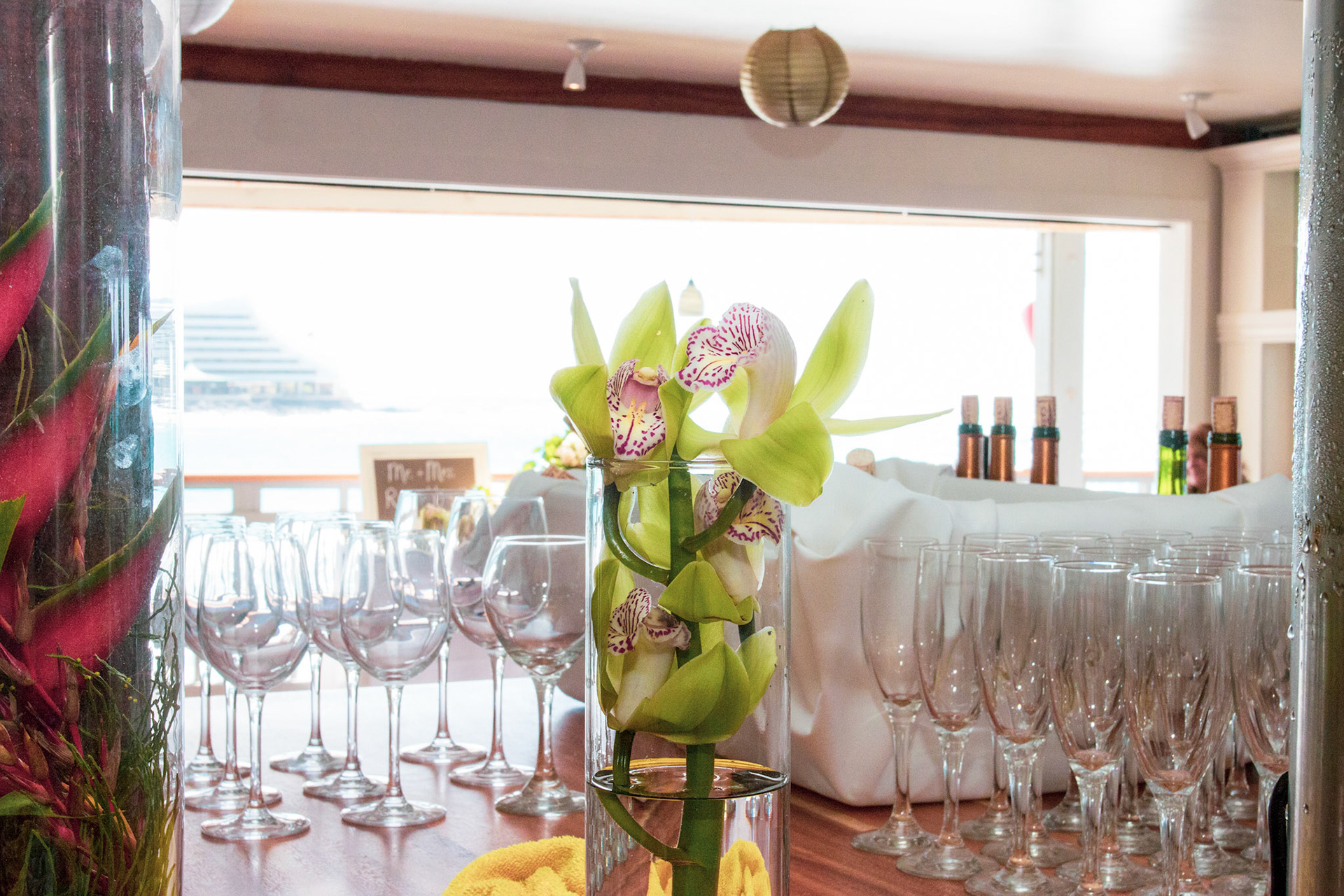 Wedding reception Hawaii, restaurant in Kona.