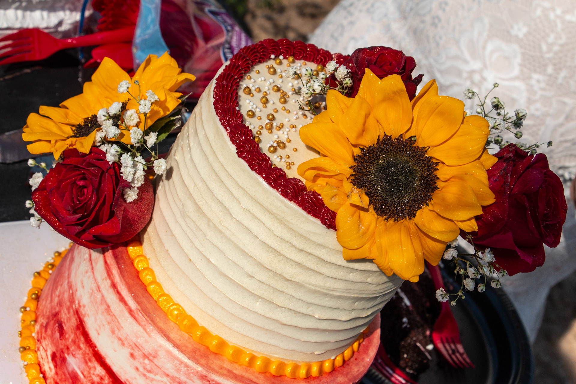 Wedding, cake, Sunflowers of Sanborn, NY.