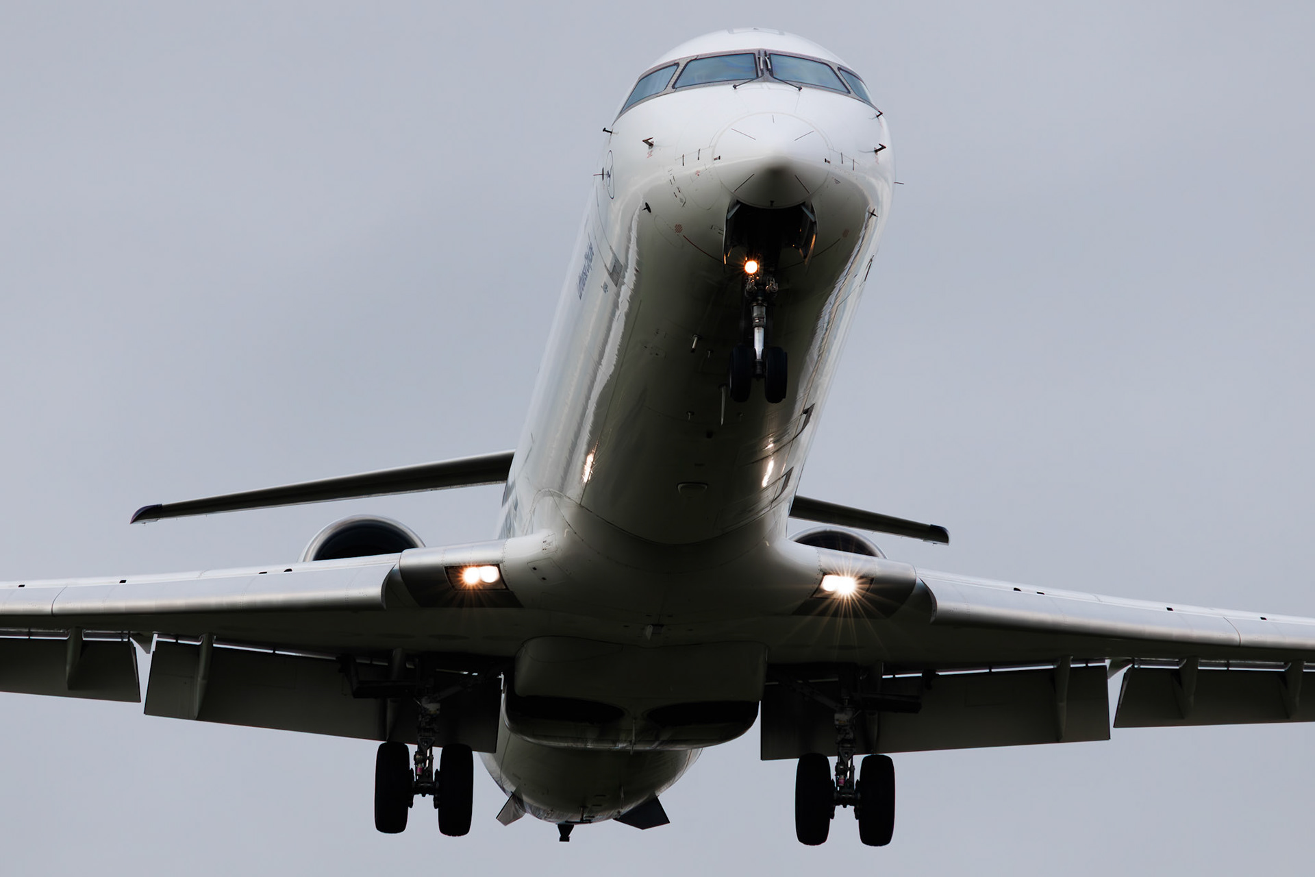 CRJ-900