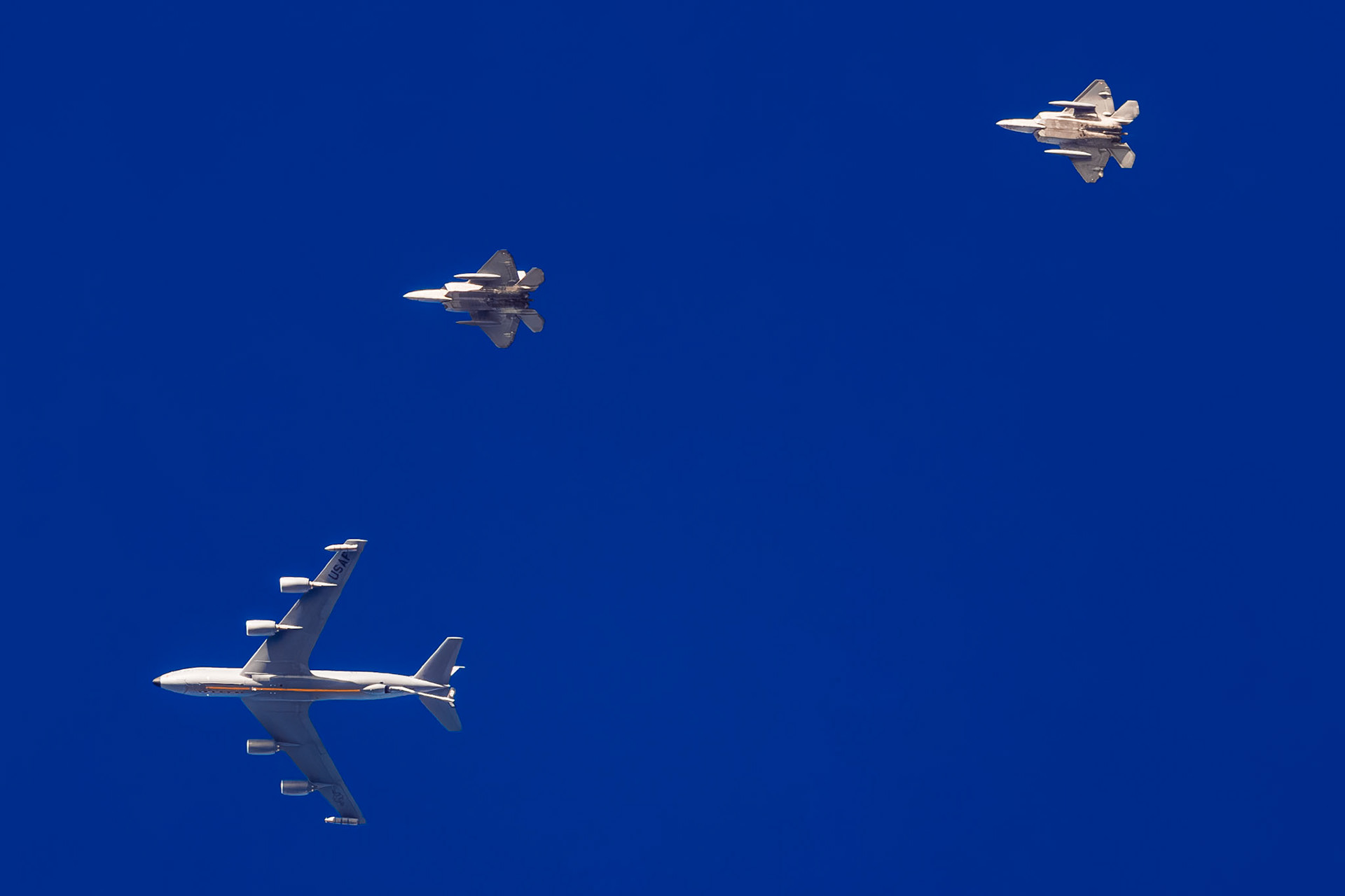 F-22 KC-135 (Midair Refuel)