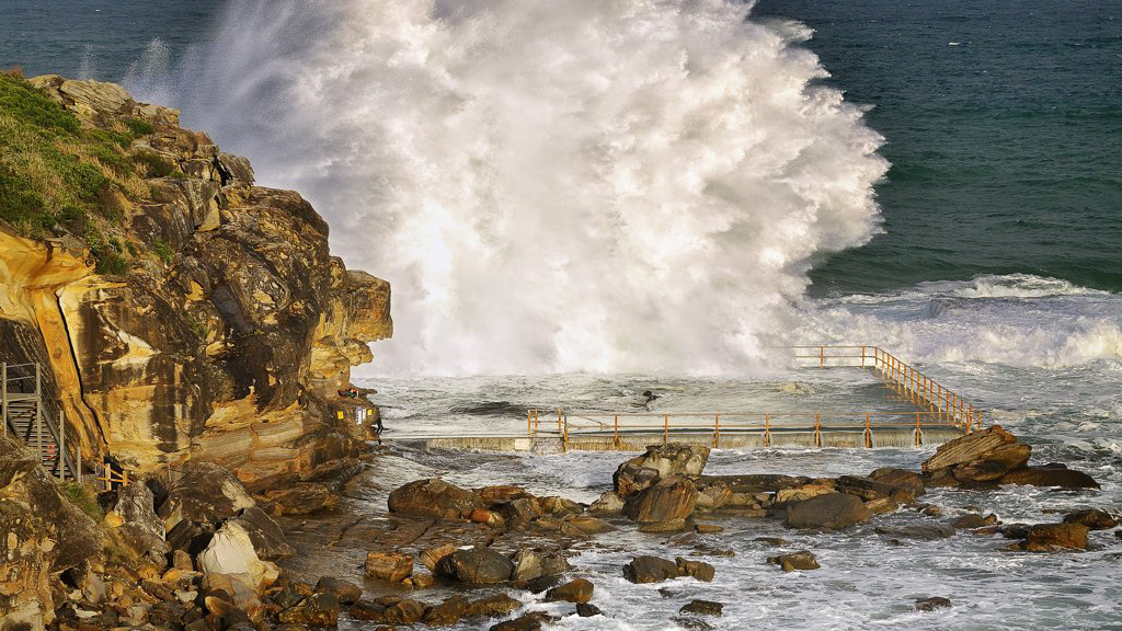 Rock Pool, Nth Curl Curl Beach, NSW.