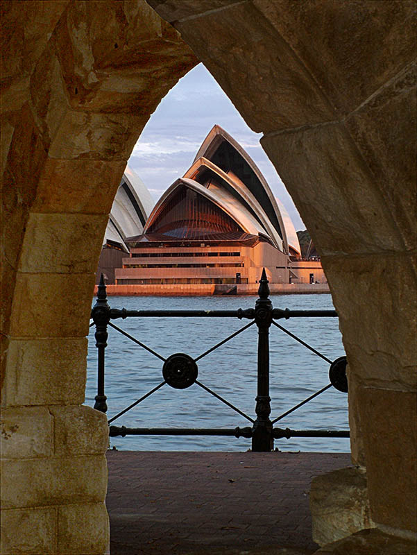 The world famous Sydney Opera House
