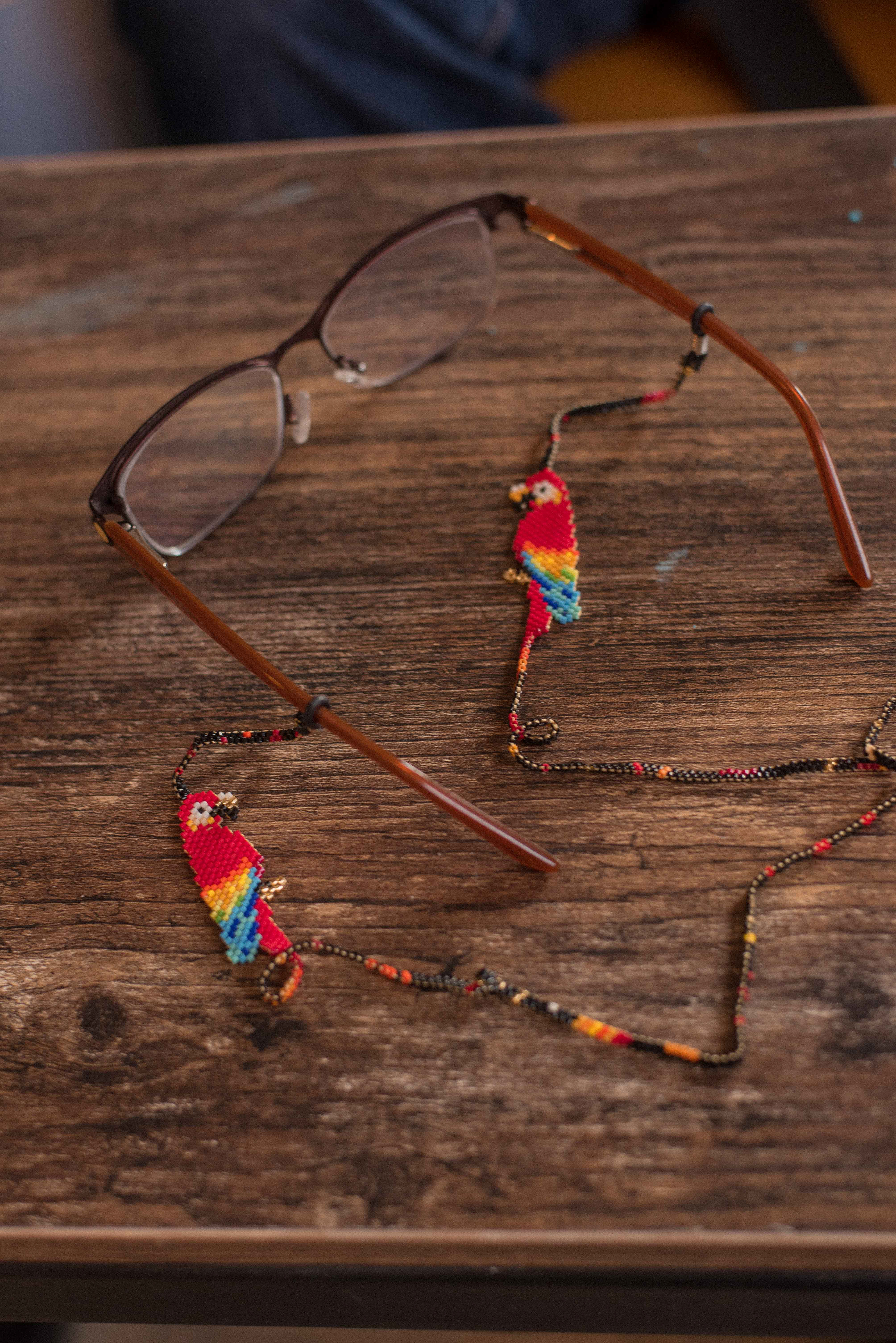 Fotografía de producto para redes de marca de joyería artesanal