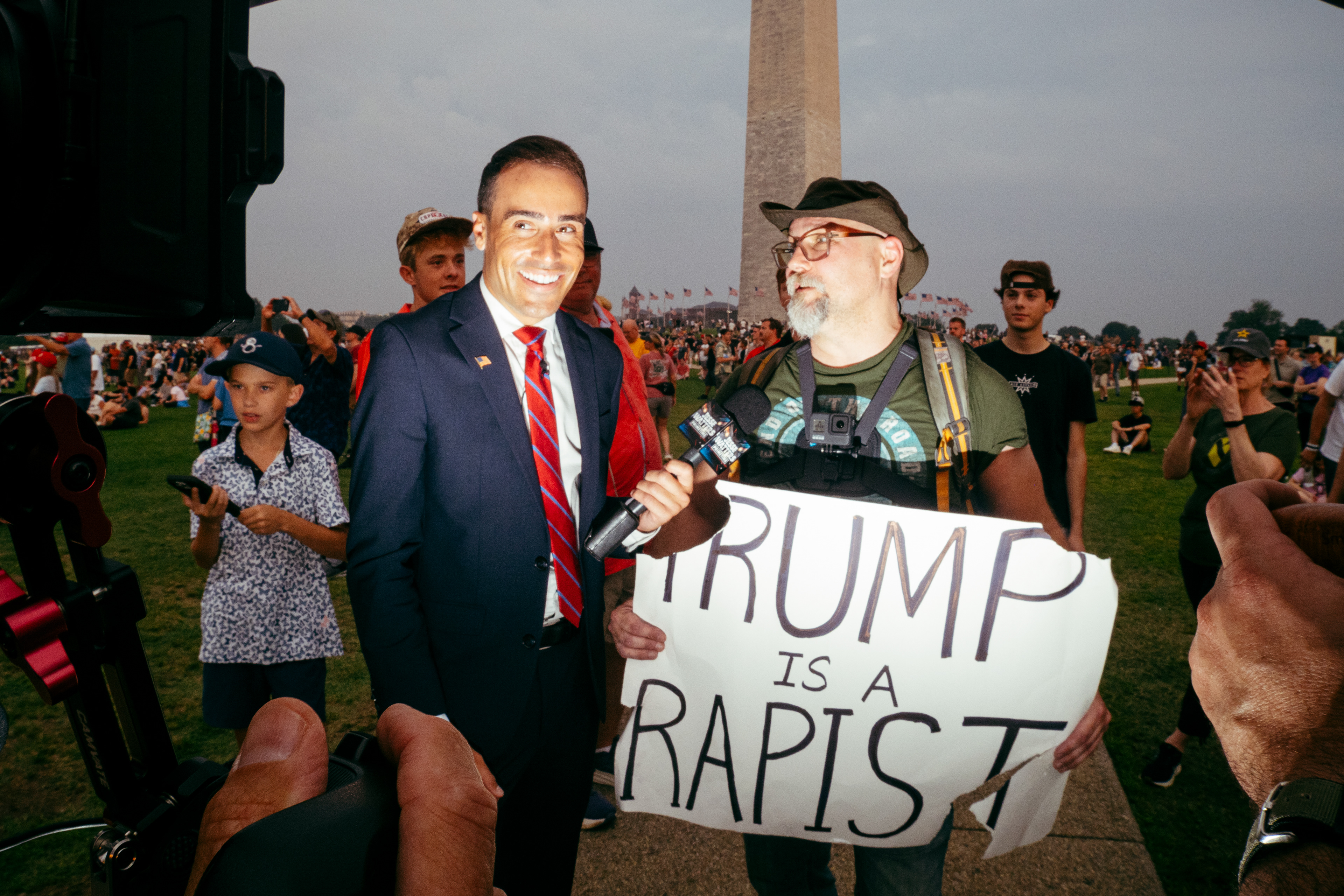 Fox News interviewing a protestor during Trumps birthday parade, 6/14/25