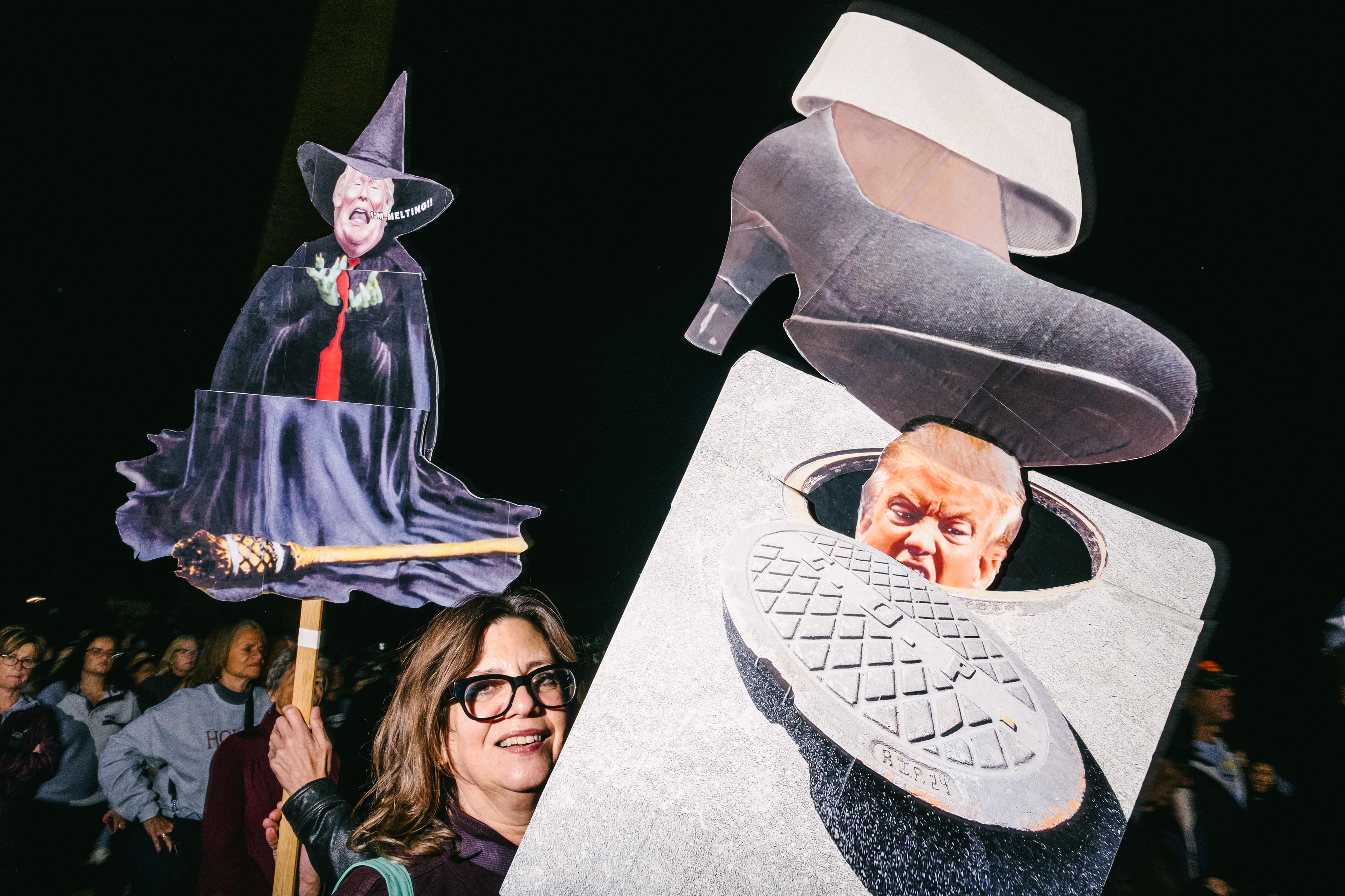 Supporters at Kamala Harris's electoral rally on the Ellipse in Washington DC, 10/29/24