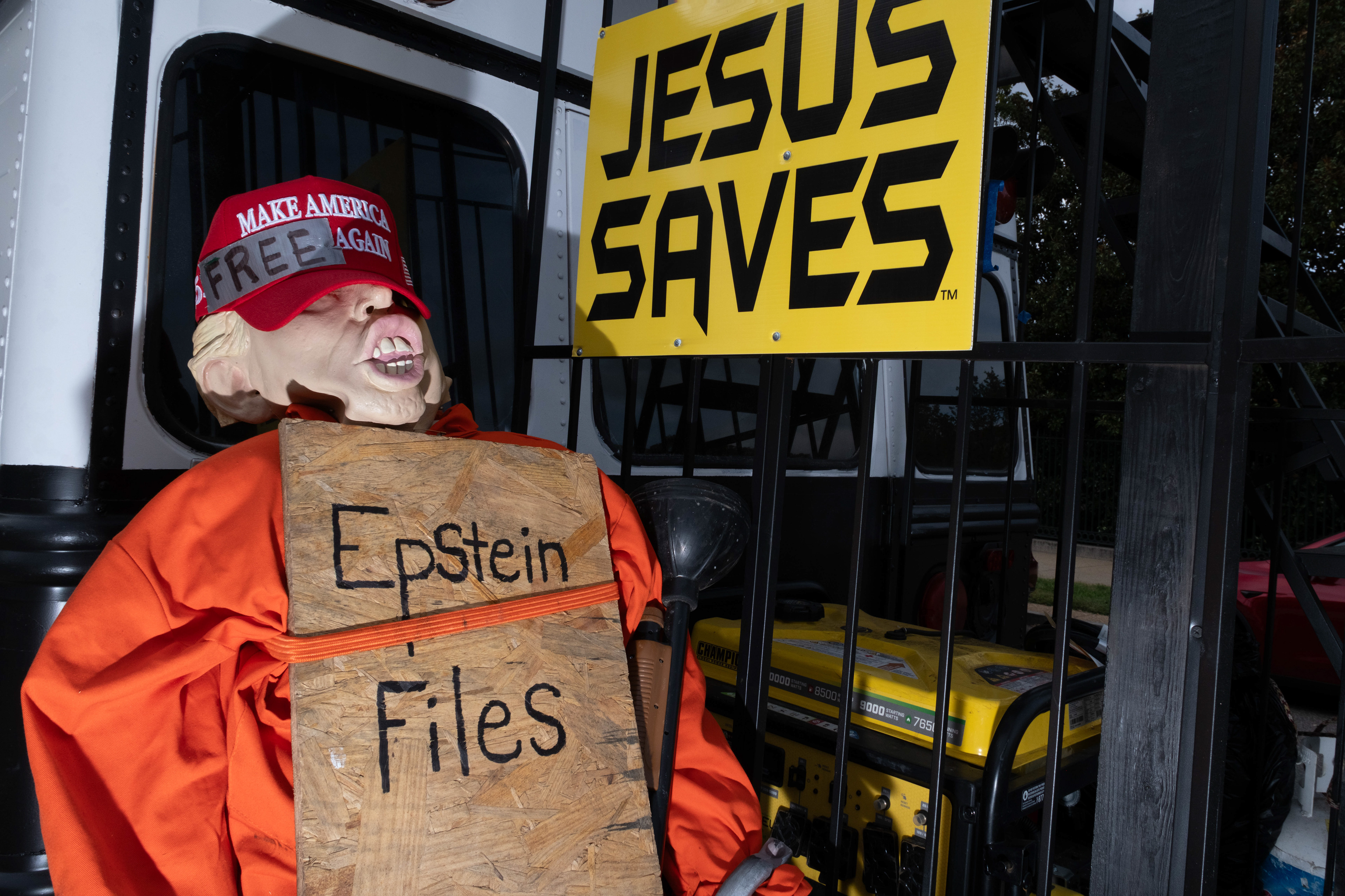 A rare voice of dissent in an otherwise fairly MAGA adjacent event.