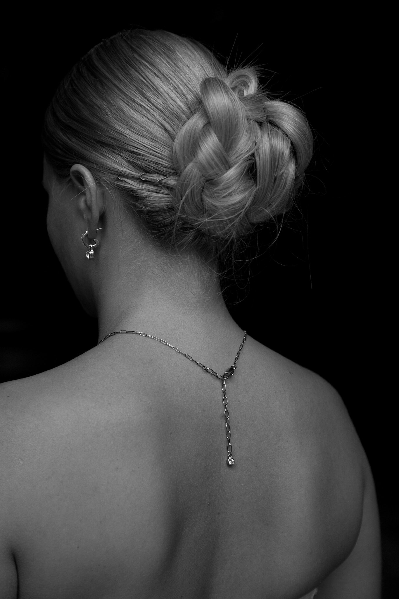 All sides of the Bride is a center piece